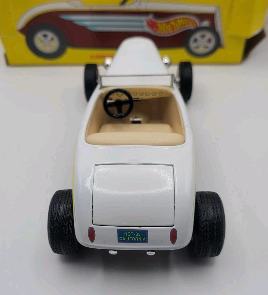 Hot Wheels Limited Edition 1933 Ford Roadster Street Rod