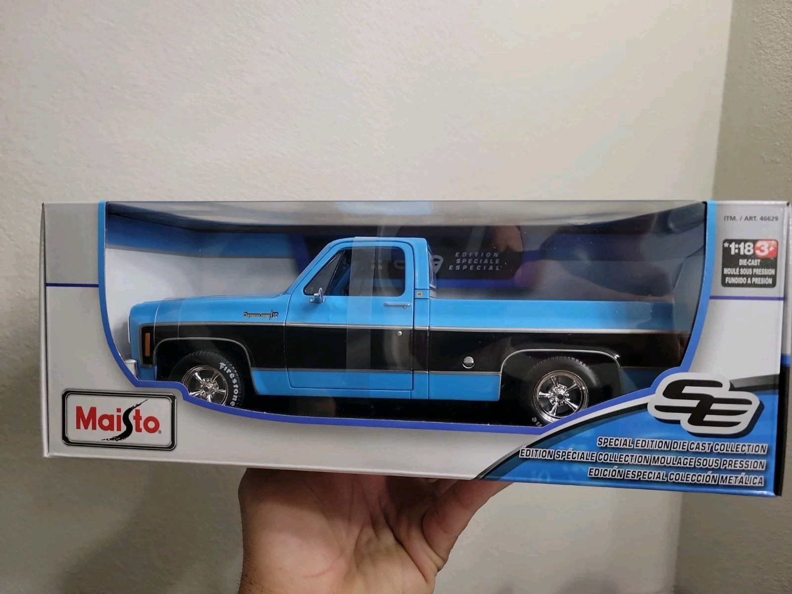 Maisto 1:18 1974 Chevrolet C10 Cheyenne Super Pickup Truck Blue Black Stripe New