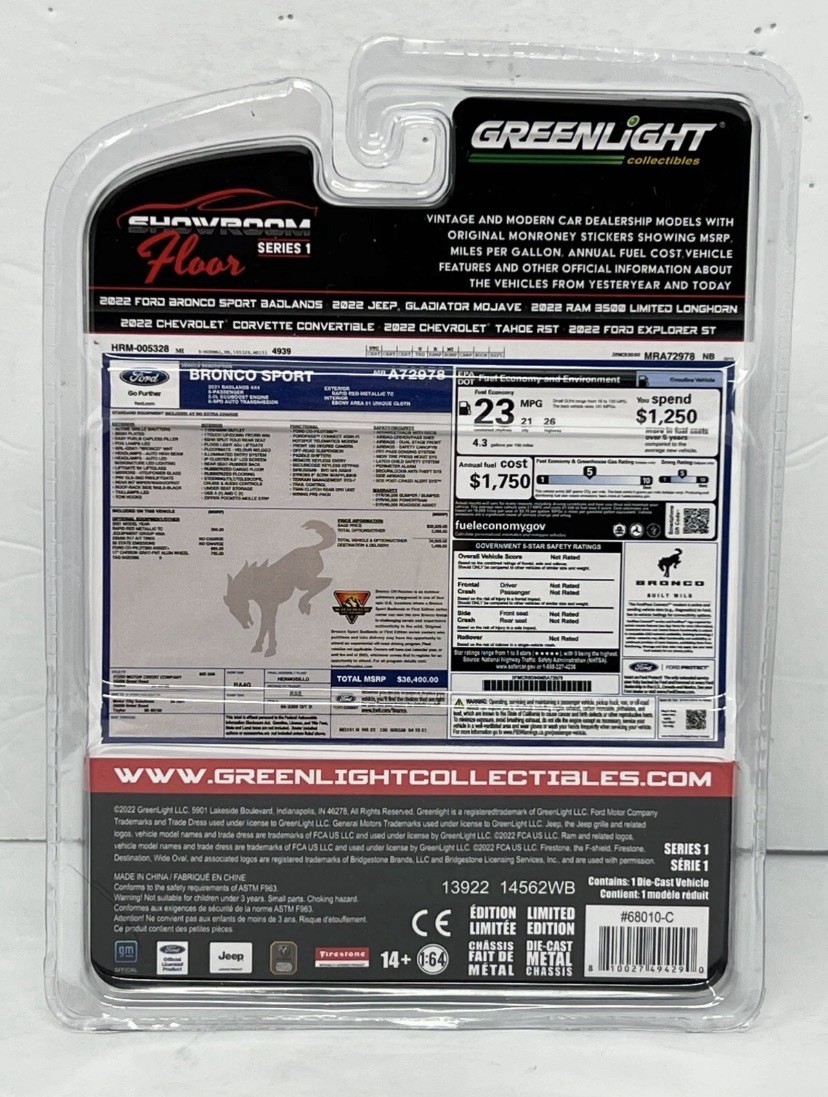 Greenlight Showroom Floor Series 1 2022 Ford Bronco Sports Badlands 1:64