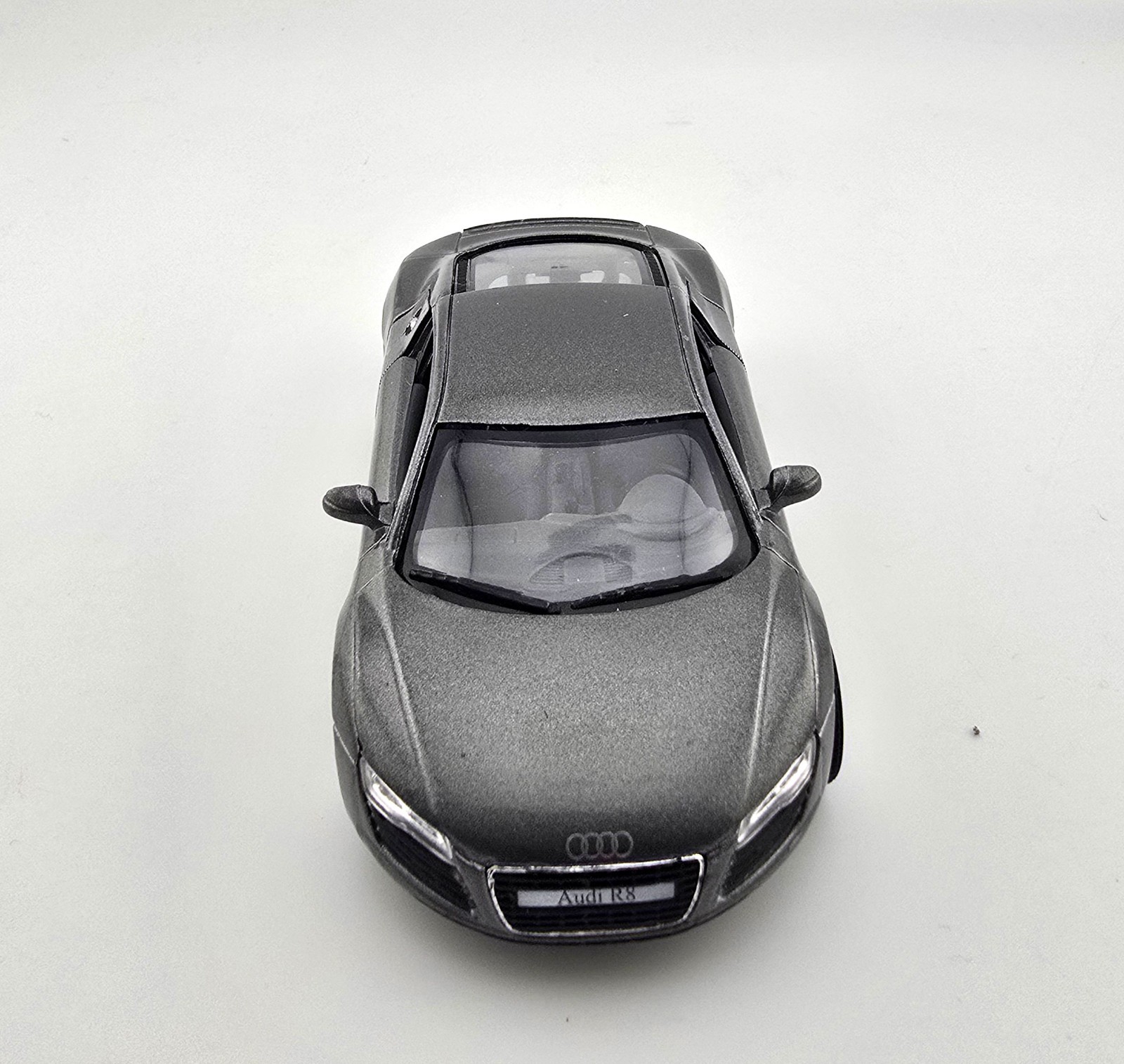 Audi R8 Silver Gray 1:36 Diecast KT5315 Car Pull Back Kinsmart 2017