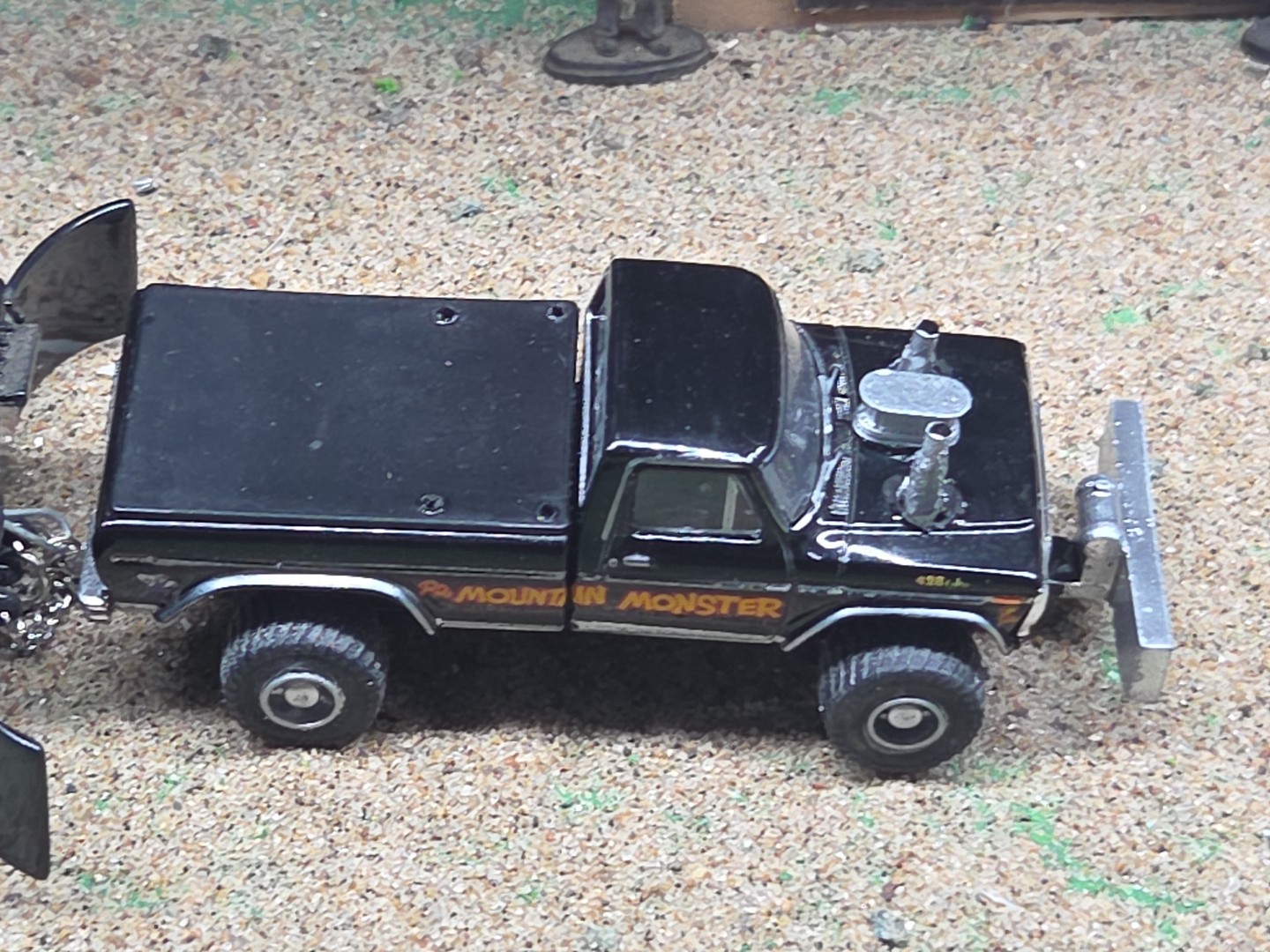 CUSTOM BUILT 1:64 GreenLight 1979 FORD HOT ROD PULLING TRUCK ertl puller dcp 460