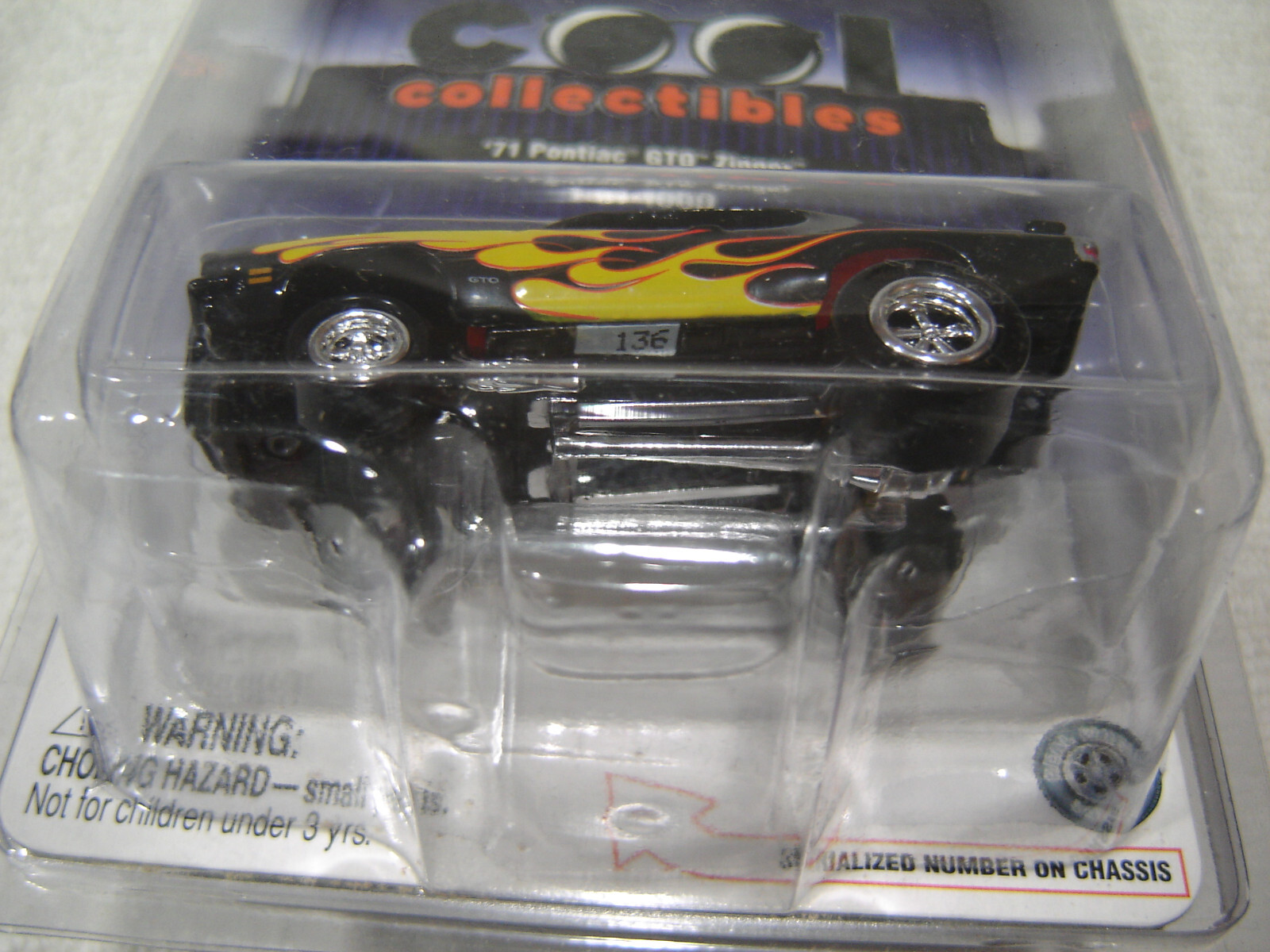 Johnny Lightning Cool Collectibles 1971 GTO Zinger 1/1000 W/PROTECH CAR CASE