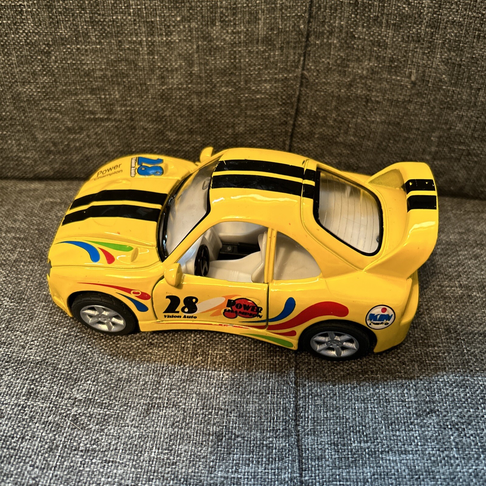 Kinsfun 3 Turbo Racer Pullback Die-Cast Toy Car Kintoy Champion 5” Turbo Yellow