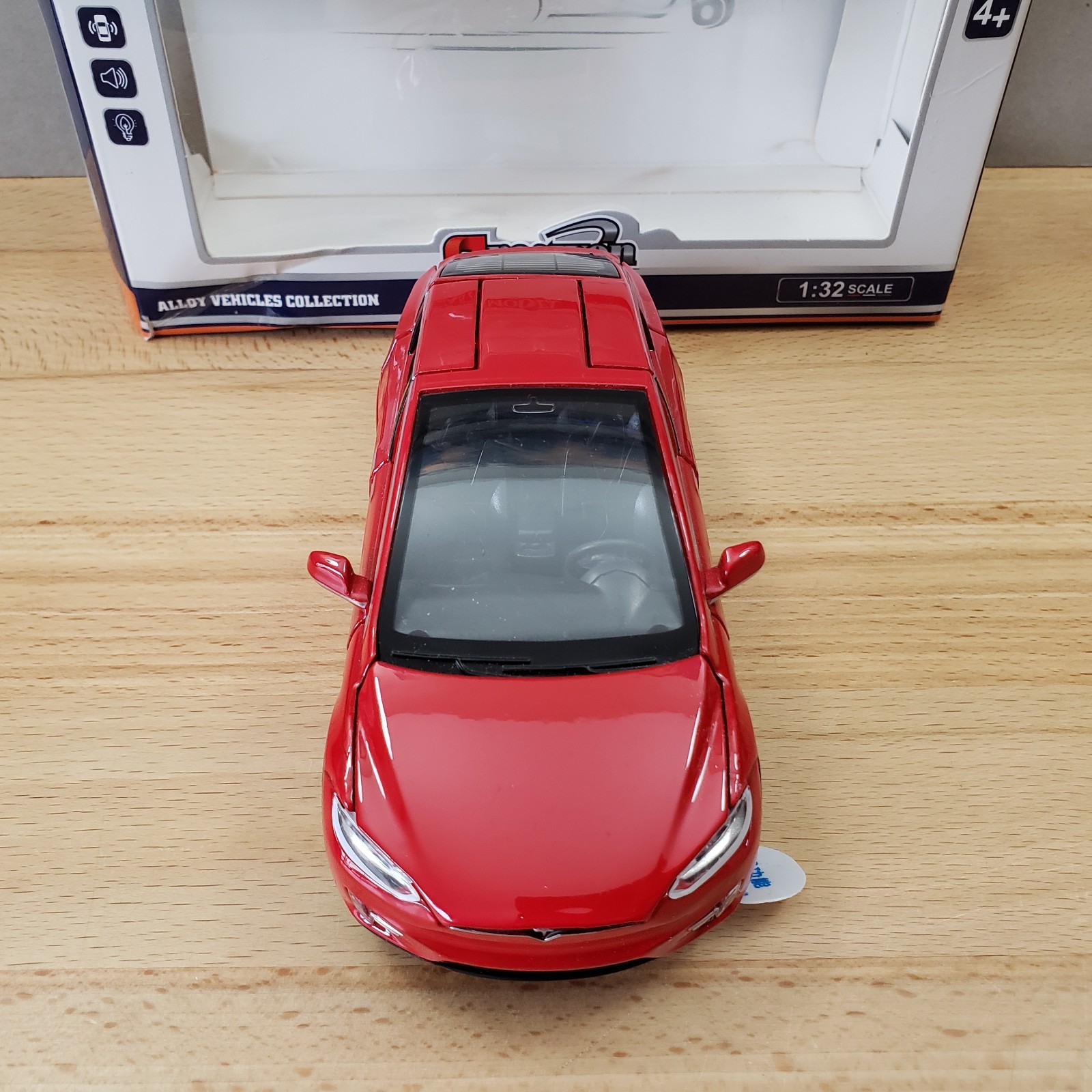 Proswon 2016-2017 Tesla Model X 90D Diecast 1:32 Working Lights & Sound