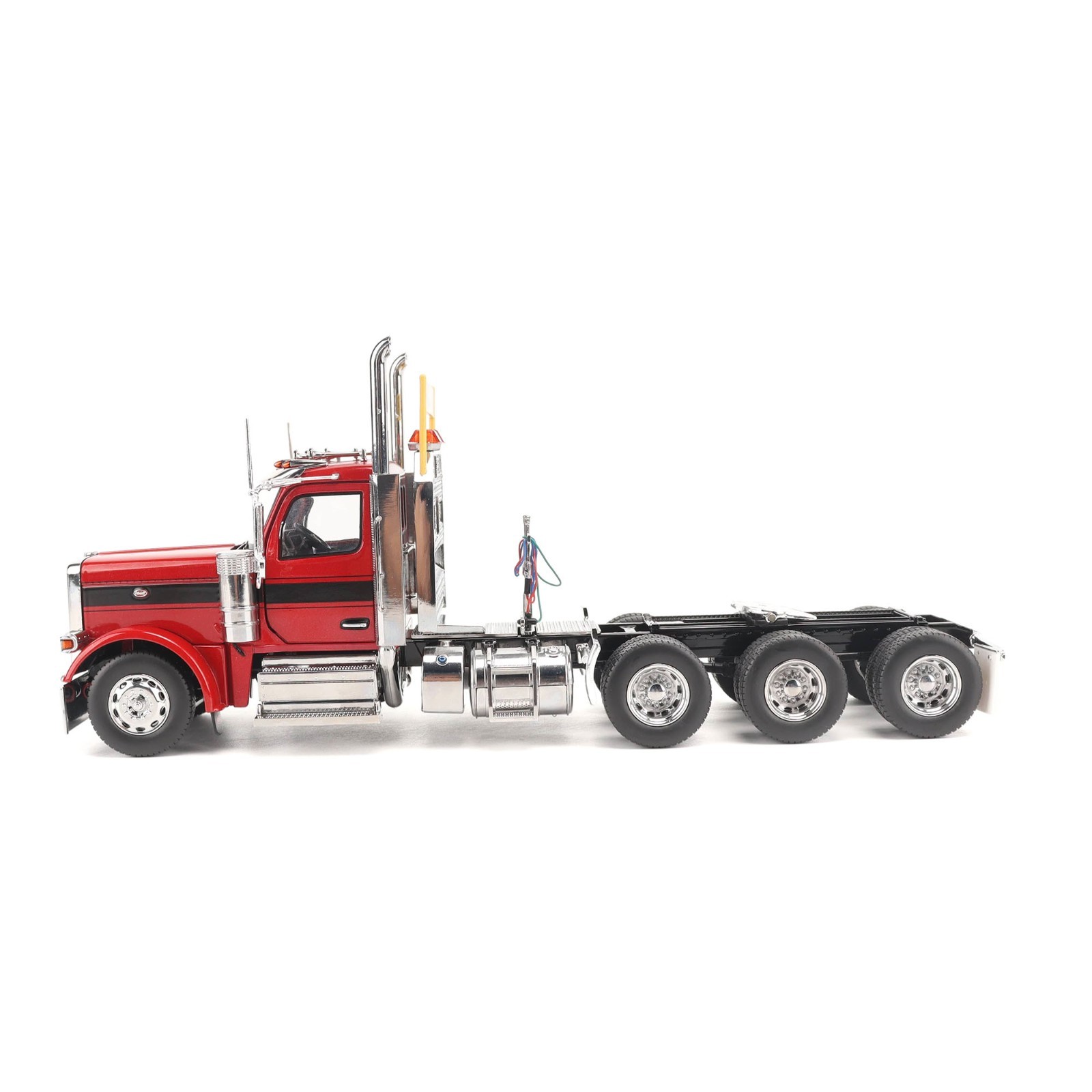 PETERBILT 589 TRUCK TRACTOR W/DAY CAB LEGENDARY RED 1/32 DIECAST MASTERS 71147