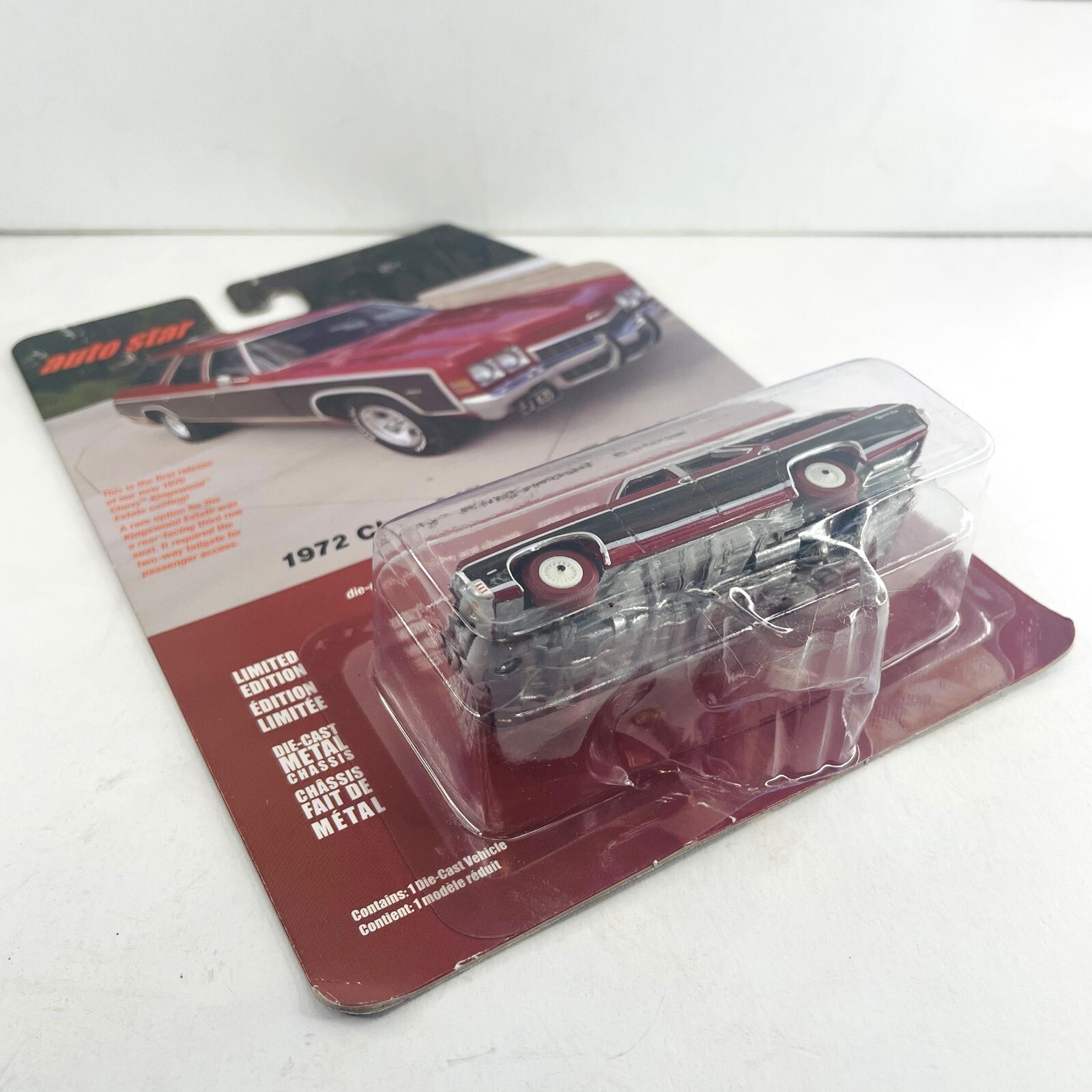 Auto Star Limited Edition 1972 Chevy Kingswood Estate 1/64 Diecast Car Toys