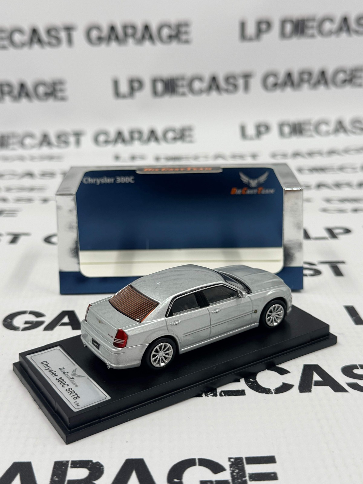 GCD DCT 2013 Chrysler 300C SRT8 Silver 1:64 Diecast Model