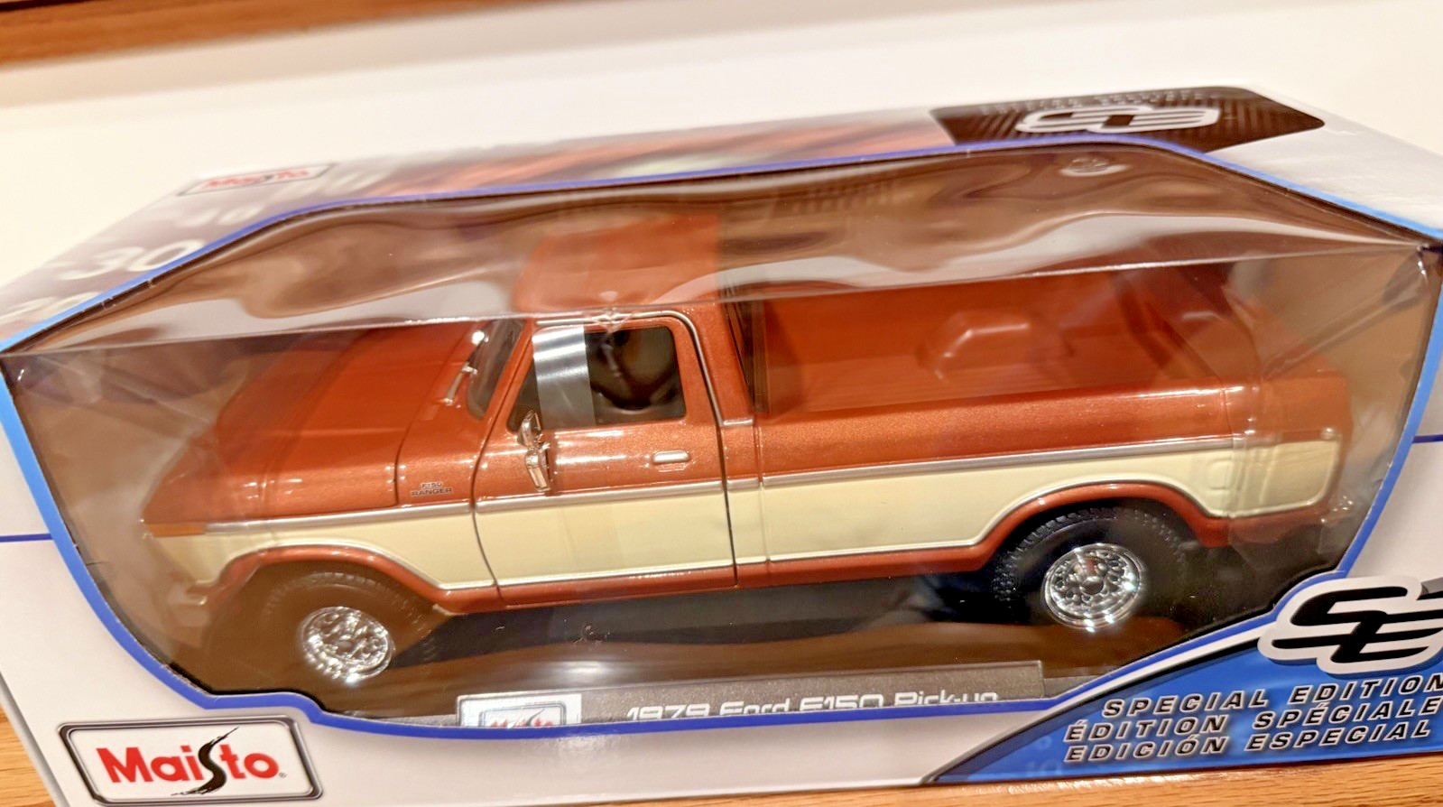 1979 FORD F-150 RANGER PICKUP BROWN & CREAM 1/18 DIECAST MODEL MAISTO Costco