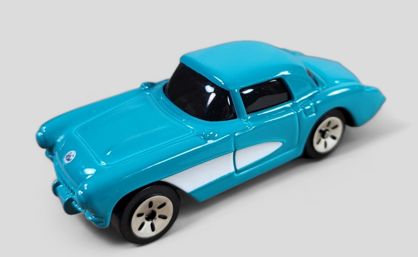 1957 CHEVROLET CORVETTE Diorama Collectible DieCast Model Car 1:64 Blue LOOSE