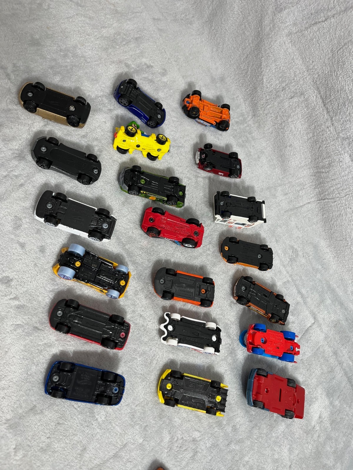 Hot Wheels Toy Car Lot Mixed Models + 3 Other Brand 1:64 Cars
