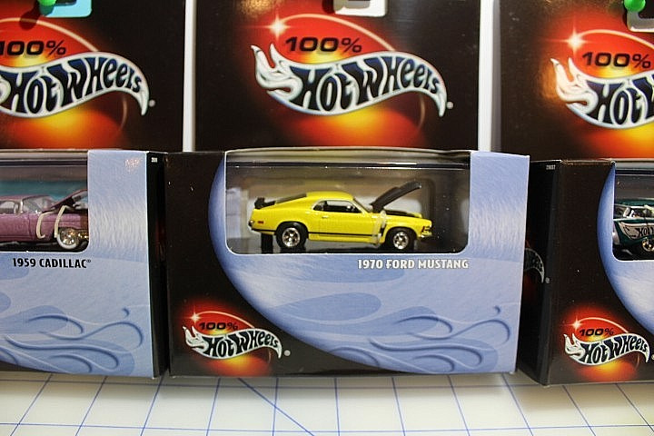 100% Hot Wheels 59 Cadillac, Invader, 1970 Ford Mustang, 1957 Chev. Nomad