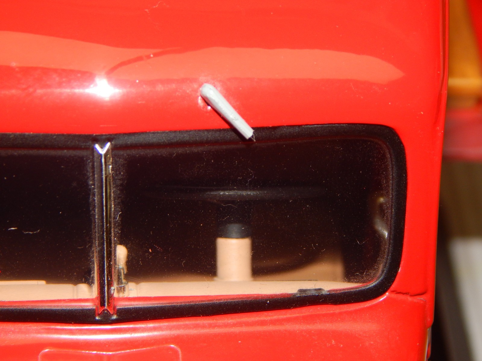 HIGHWAY 61 1941 FLATBED TRUCK IN RED MASSEY HARRIS ON DOORS 1/16 WIPER BROKEN