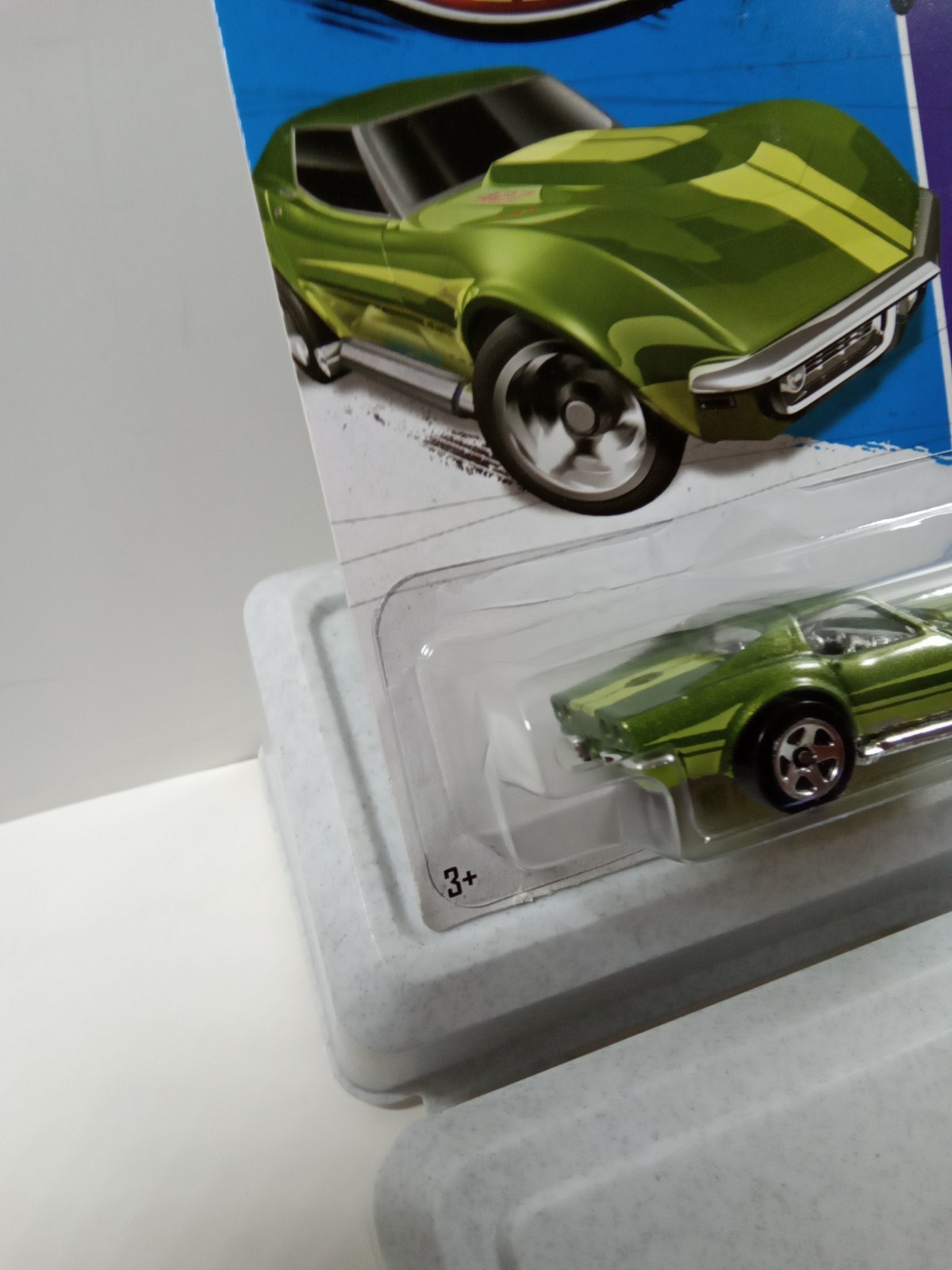 HOT WHEELS 2013 SHOWROOM SERIES 69 CORVETTE KMART COLOR EXCLUSIVE M30