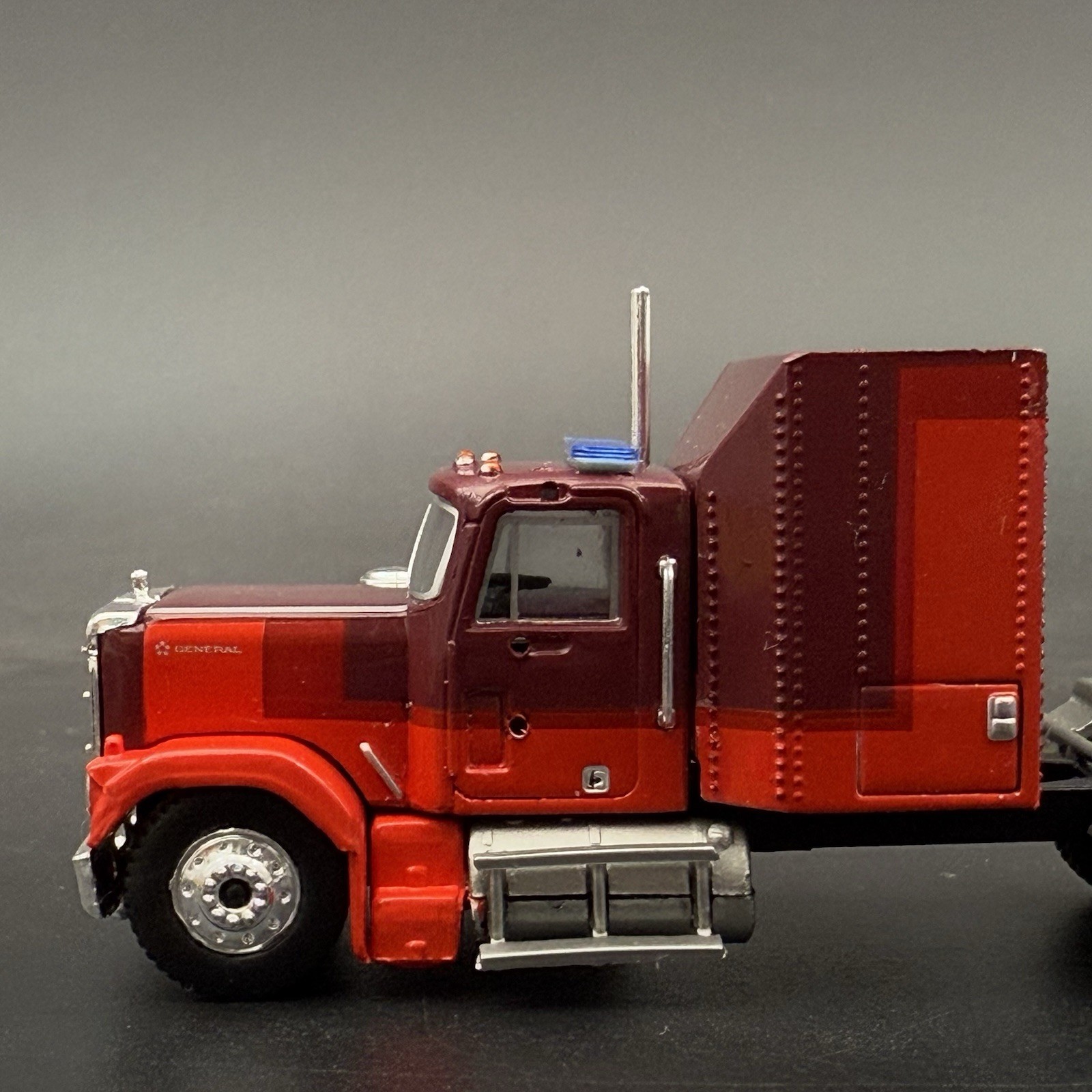 4 Pack 1/87 HO Scale Blue LED Style Long Whelen Lightbar Police Fire 8706