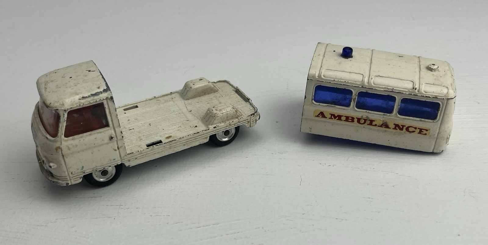 Corgi Toys Commer 3/4 ton chassis Ambulance White with Red Seats Removable Top