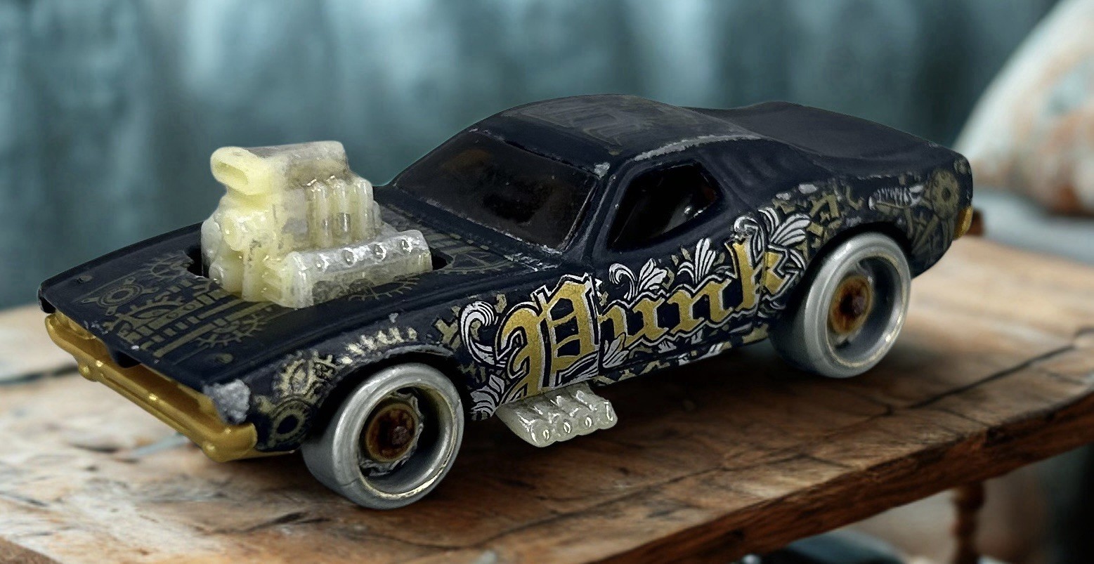 Hot Wheels 1970 Roger Dodger Black Gold Diecast Car 2015 Mattel Steampunk 1:64