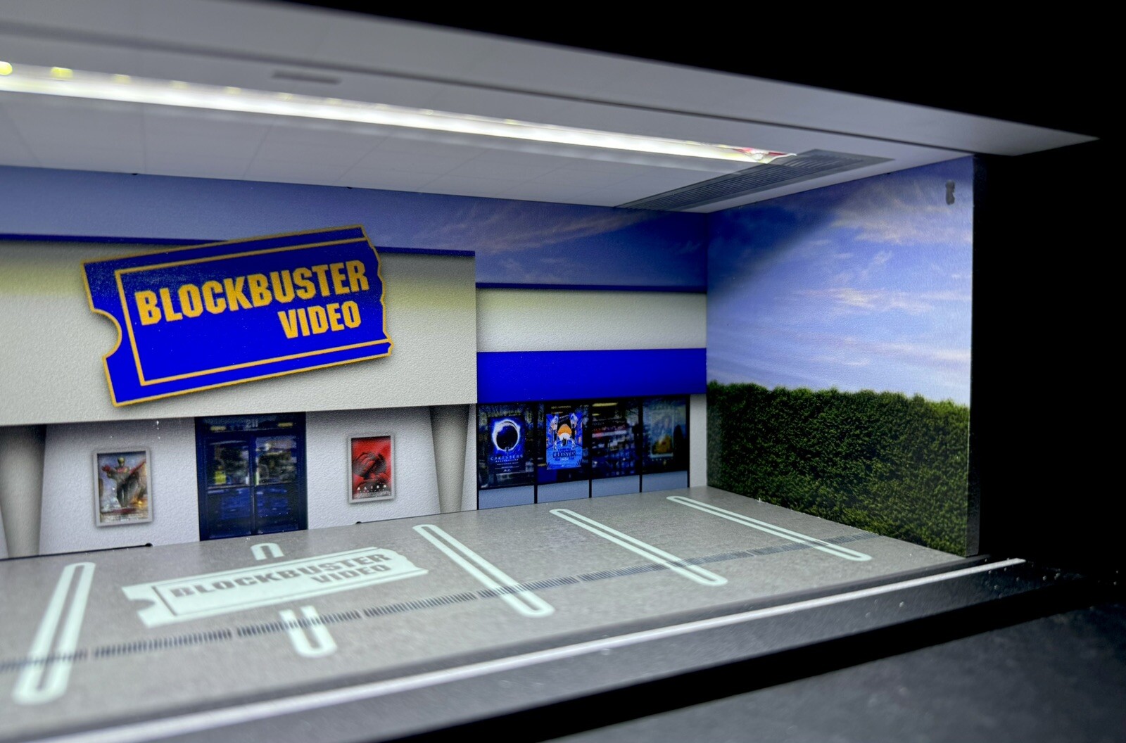Blockbuster Store Front Theme 1/64 Scale Garage Diorama w/ LED Lighting
