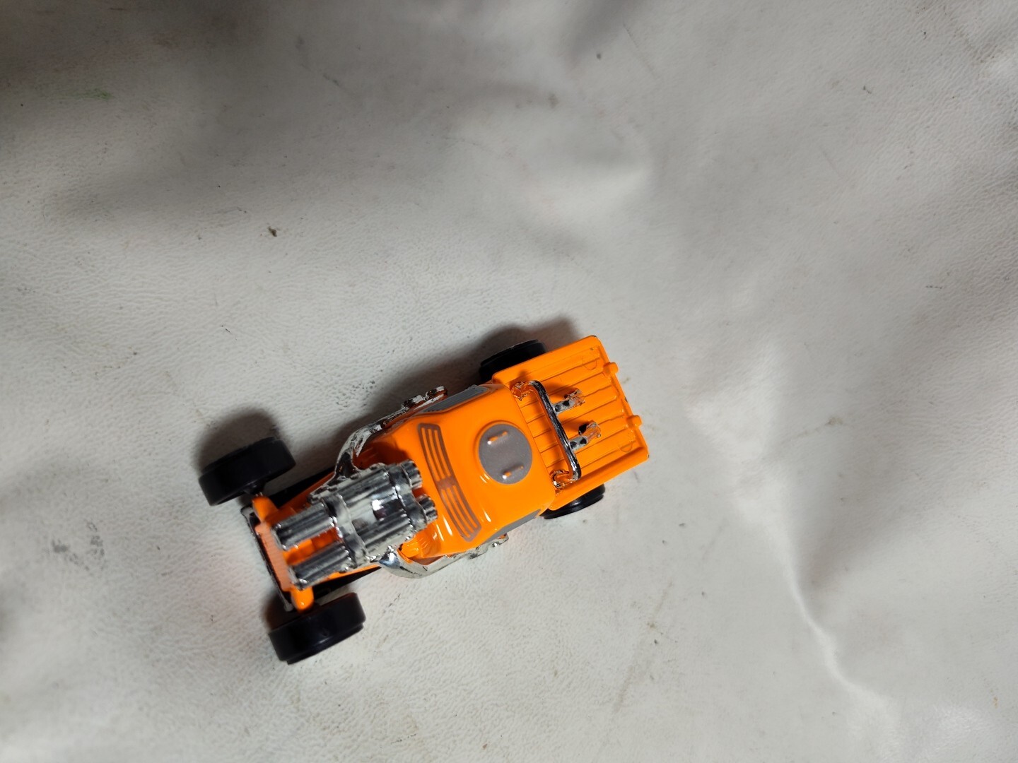 Orange Maisto Leadslinger 1:64 Scale Vehicle