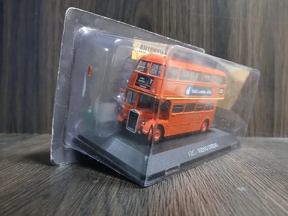 AEC UNITED KINGDOM – SCALE 1:72 – BUSES OF THE WORLD – ARGENTINA