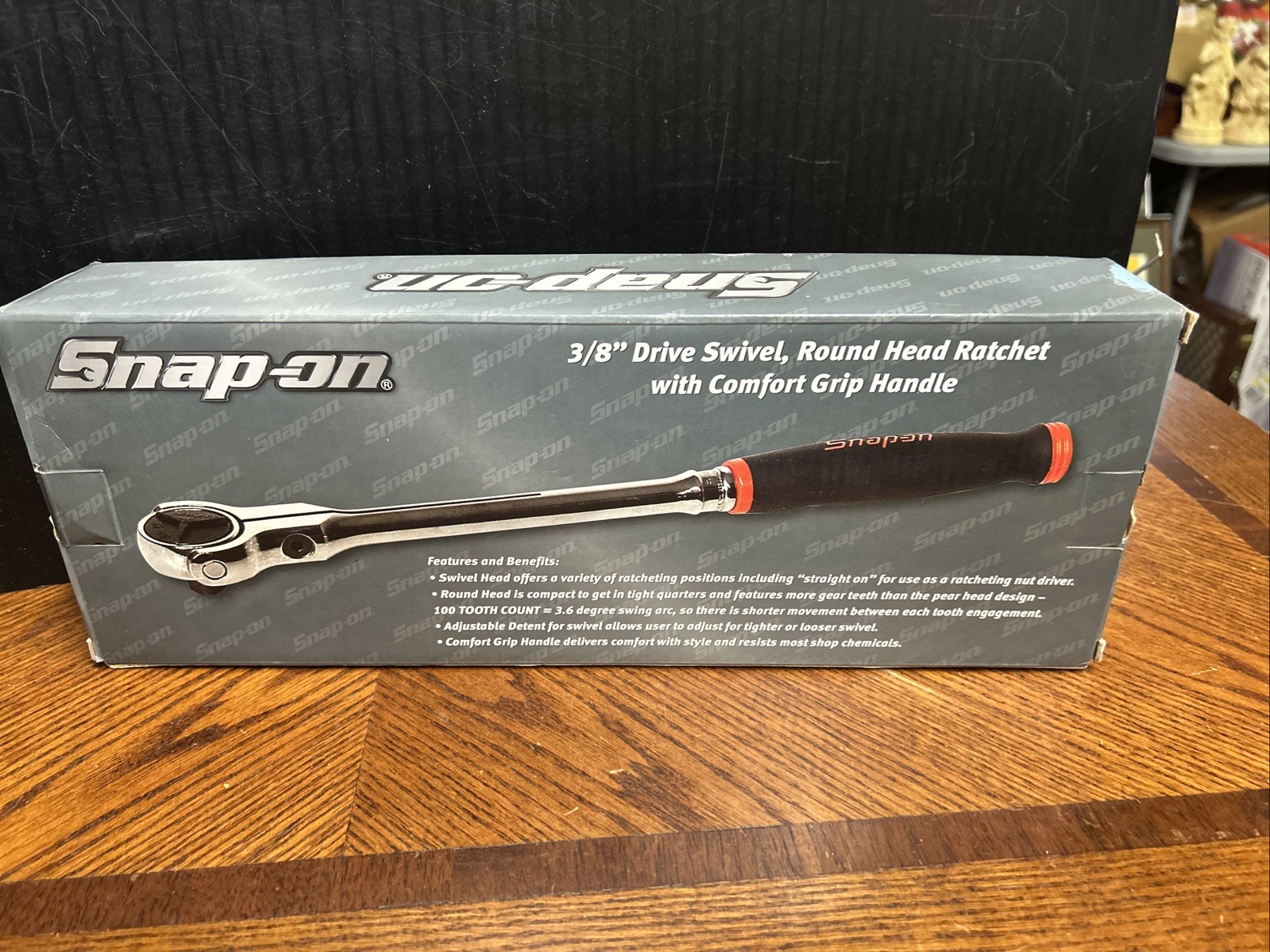 SNAP-ON Cruz Pedregon Volvo 770 Tractor Drop-Bed Trailer 1:64 – Missing Ratchet