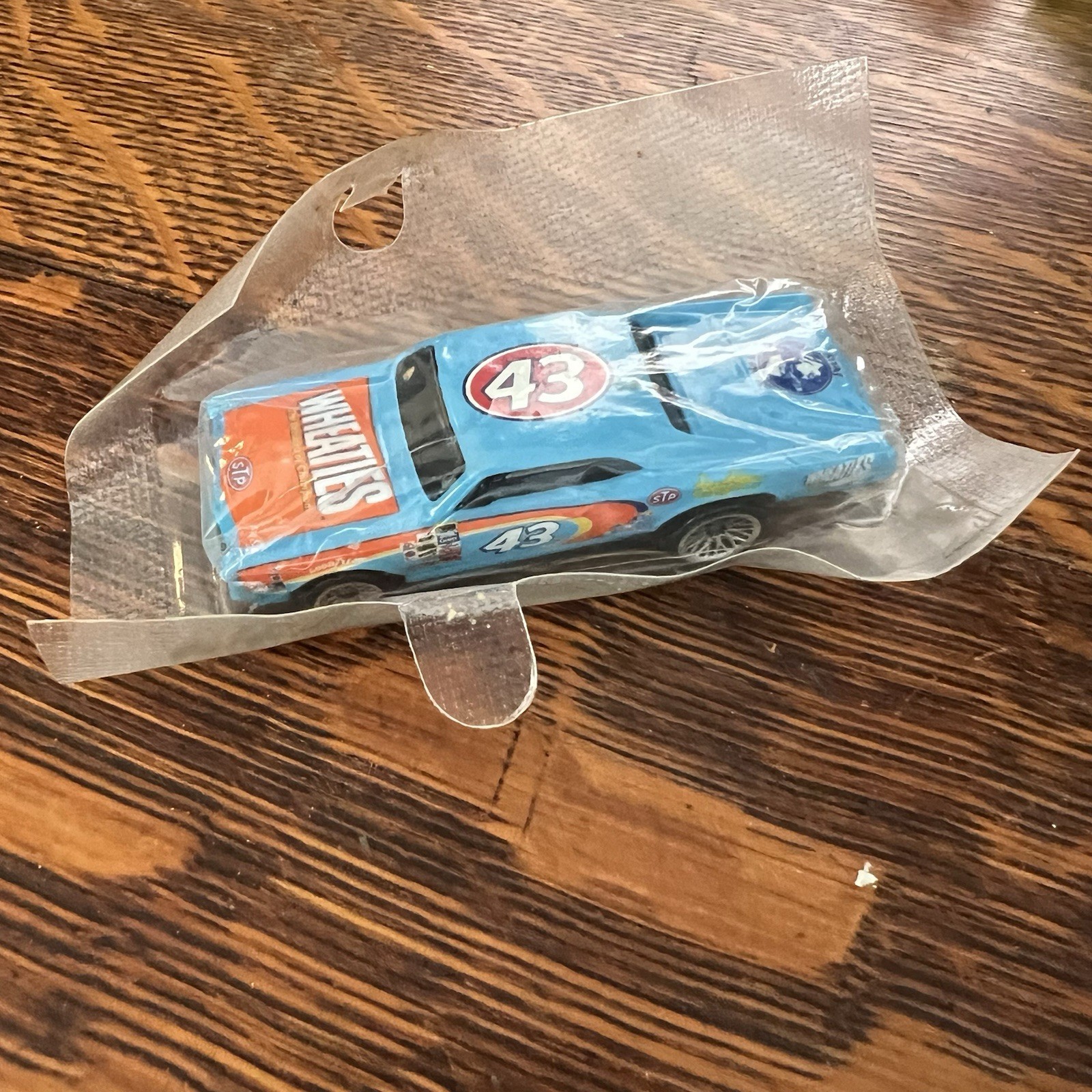 2003 43 Richard Petty 1972-74 Wheaties Dodge GTO Charger Hot Wheels Diecast Car