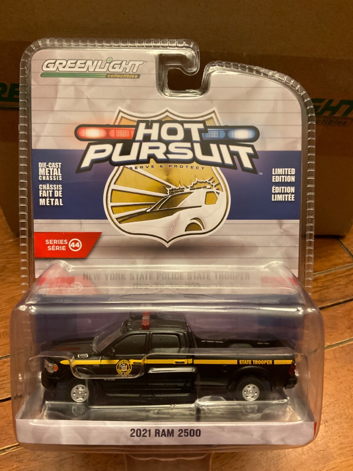 Greenlight Hot Pursuit 2021 Ram 2500 New York State police. State Trooper