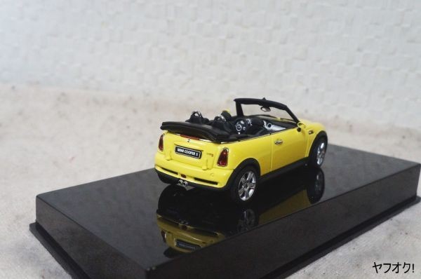 Autoart Mini Cooper S Cabriolet 1/43 Car Yellow