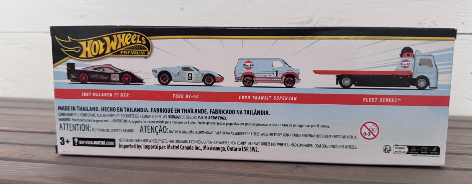 Hot Wheels Premium GULF Diorama Set McLaren F1 Ford GT-40 Supervan Fleet Street