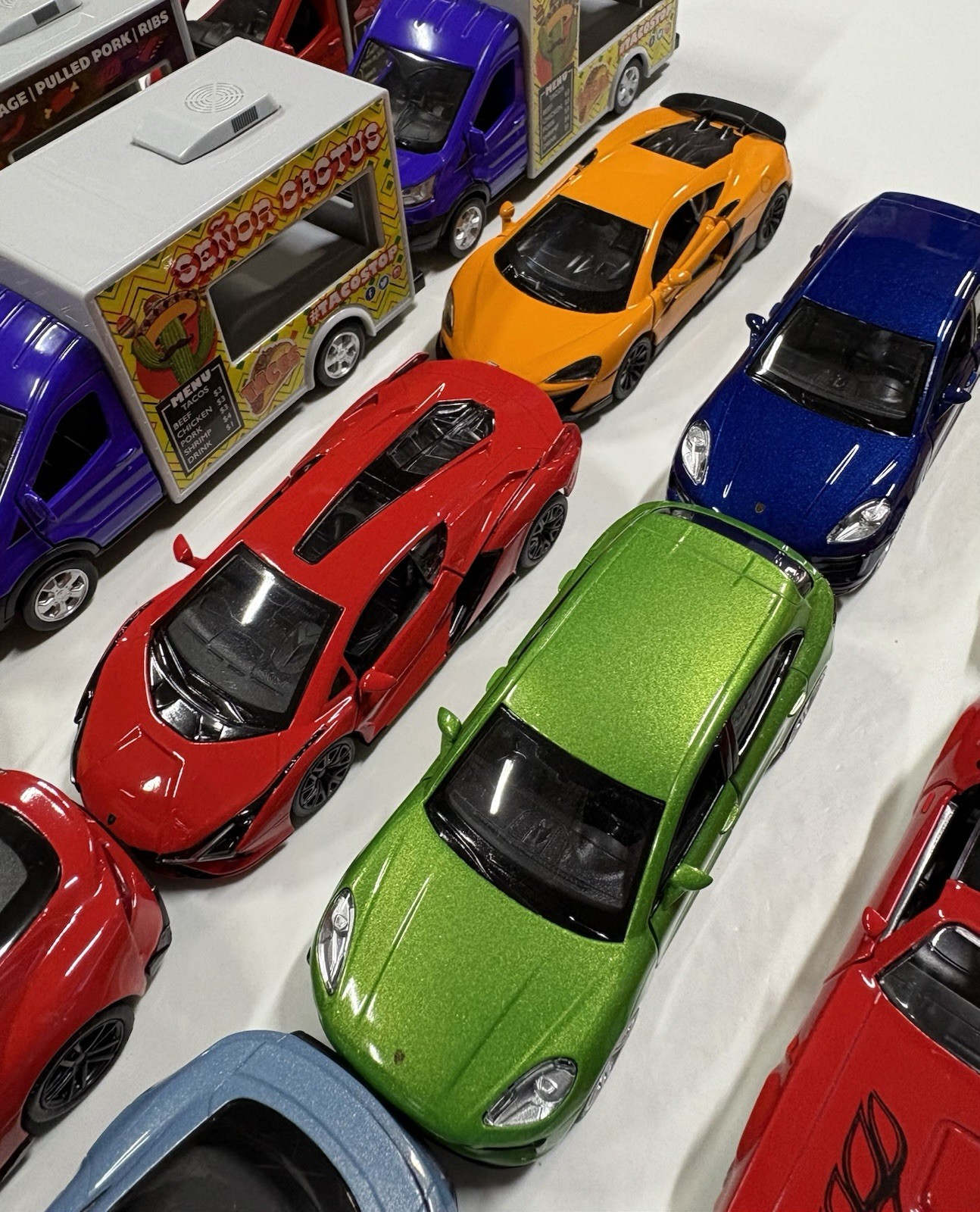 24Ct JFL Enterprises Jacent Die Cast Collector Car Assortment 20350 Assortment F