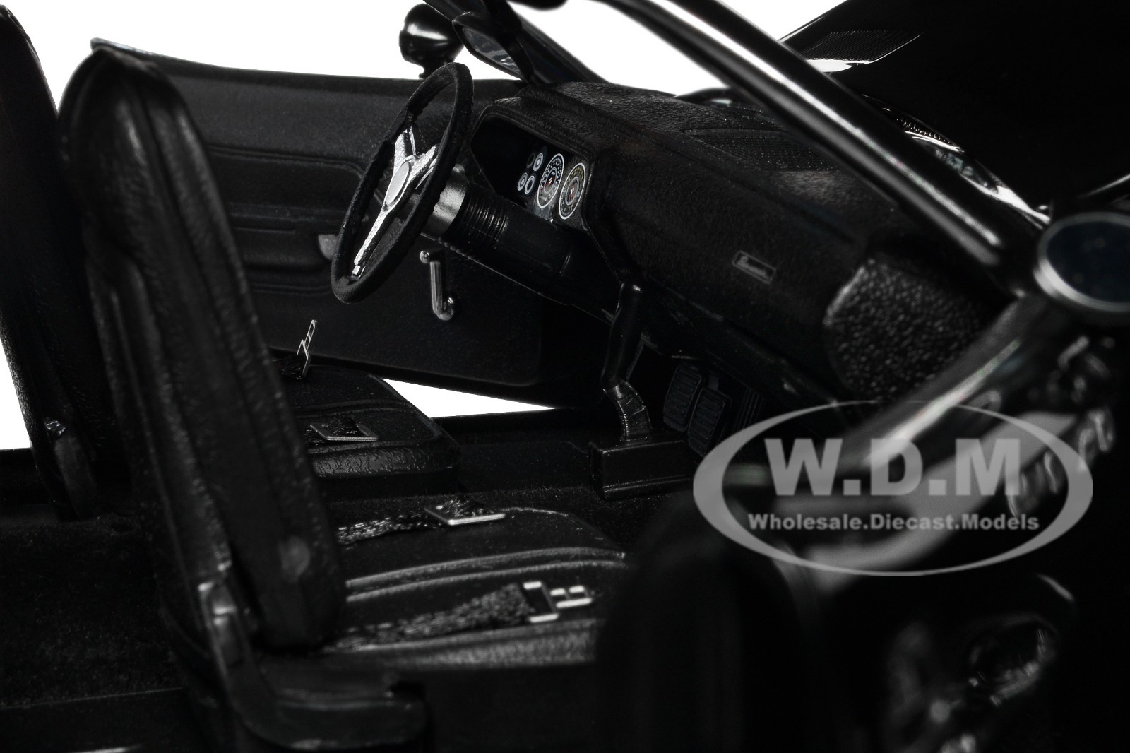 PLYMOUTH BARRACUDA BLACK “JOHN WICK CHAPTER 4” 1/18 DIECAST BY HIGHWAY 61 18045