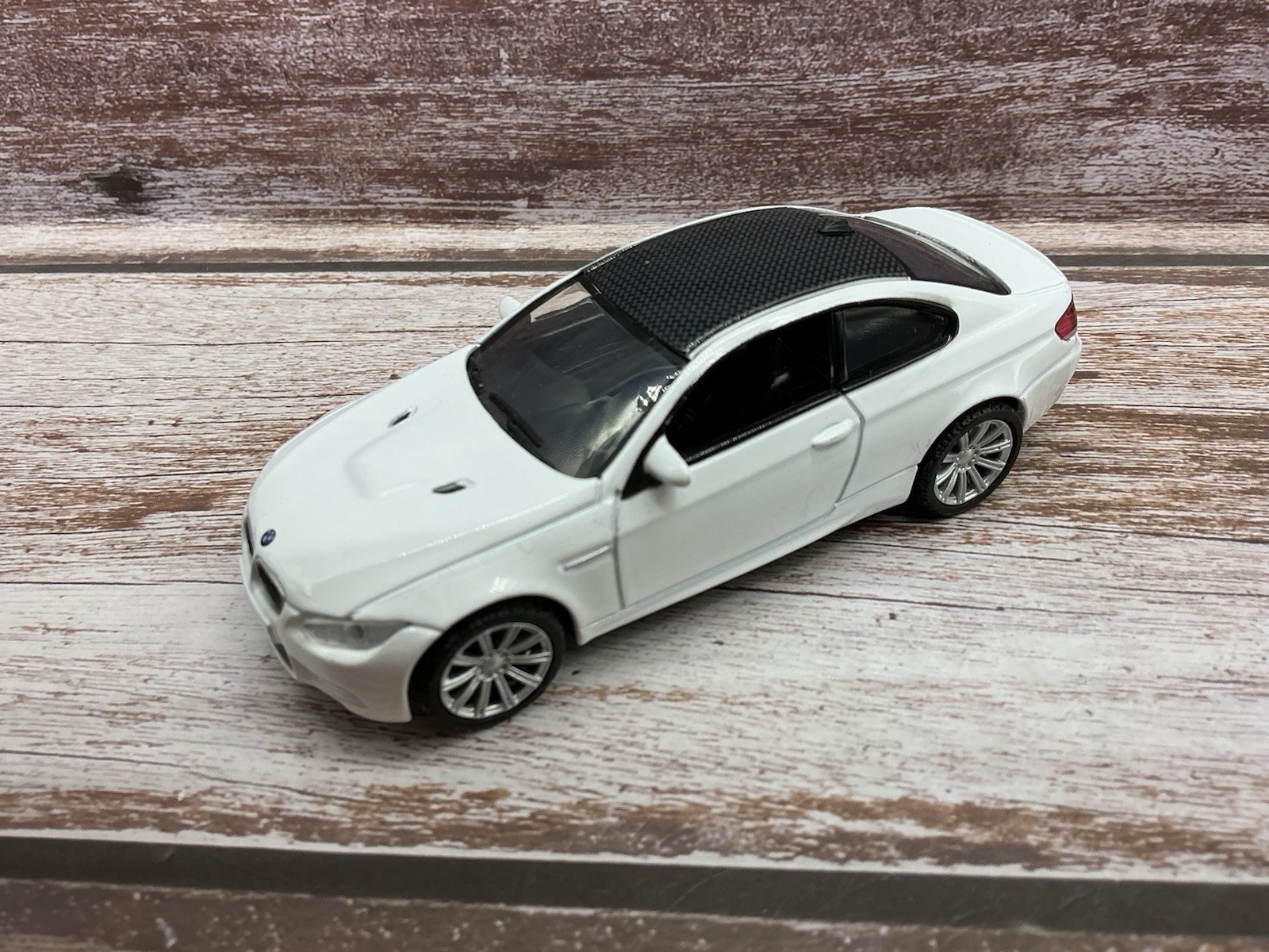 Motomax 1/43 ~ BMW M3 E92 Coupe ~ White