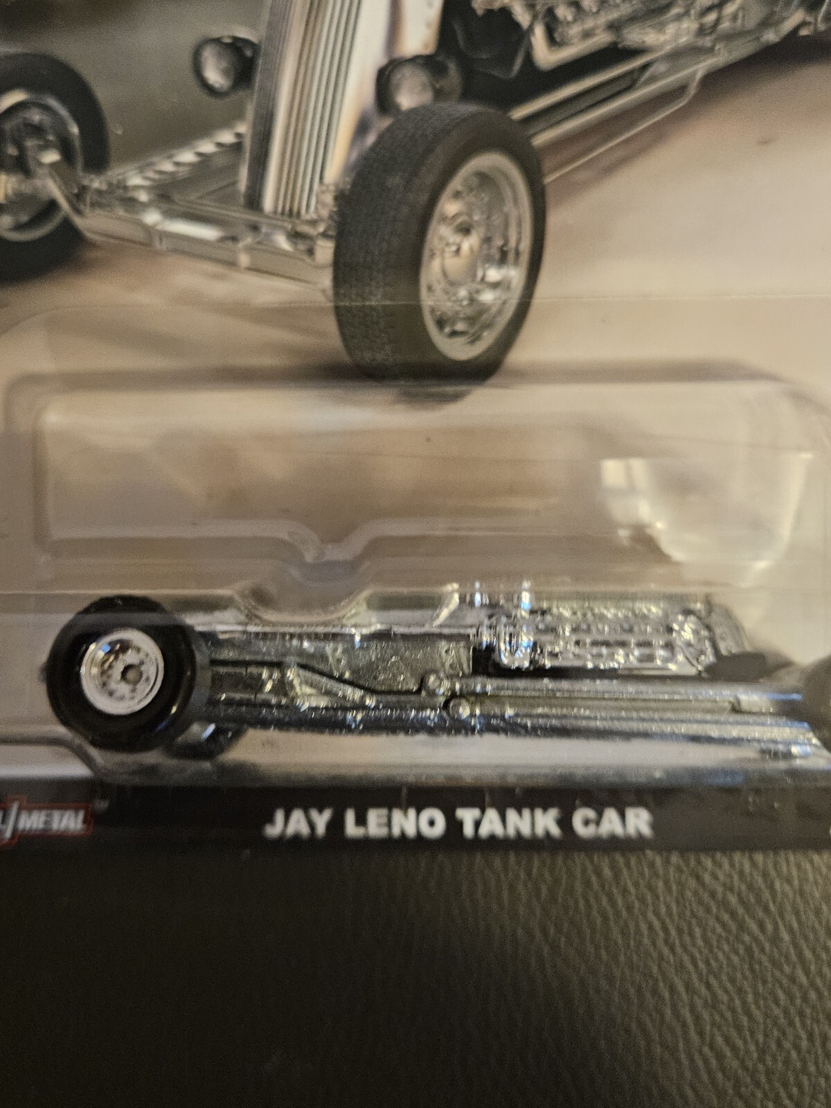 Hot Wheels Premiums Tank Car – Silver (HCJ85)