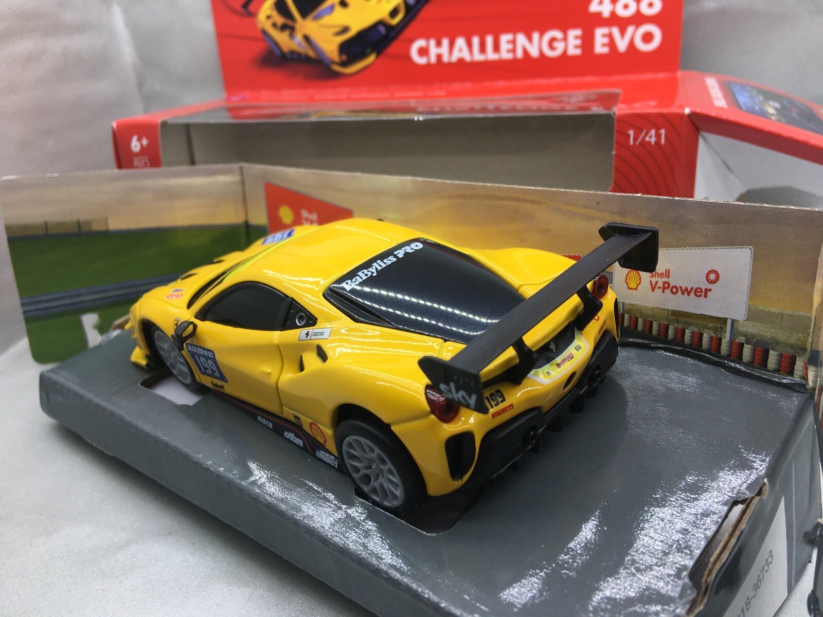 🇺🇦 1:43 Shell Ferrari 488 Challenge EVO Yellow Remote RC Front Lights Shining