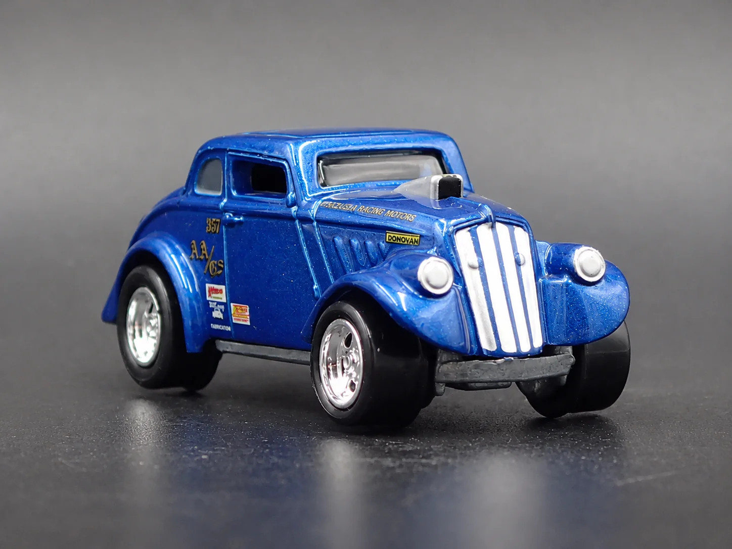 1933 33 WILLYS GASSER COUPE NHRA RARE 1:64 SCALE DIORAMA DIECAST MODEL CAR