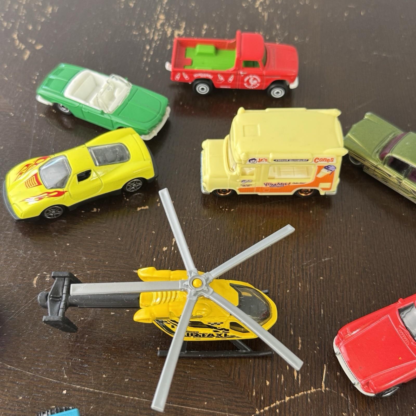 Matchbox 1/64 Lot Of 17 Die Cast And Plastic Cars Helicopters Trucks
