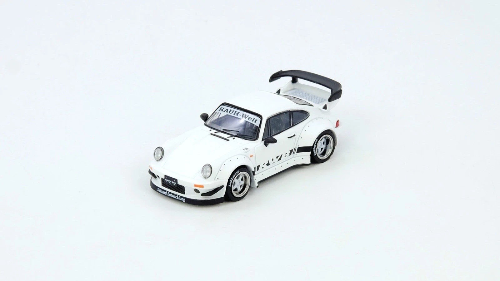 2026 INNO64 Diecast Con Madrid White Matt Matte PORSCHE 930 RWB #IN64-RWB930-DCM