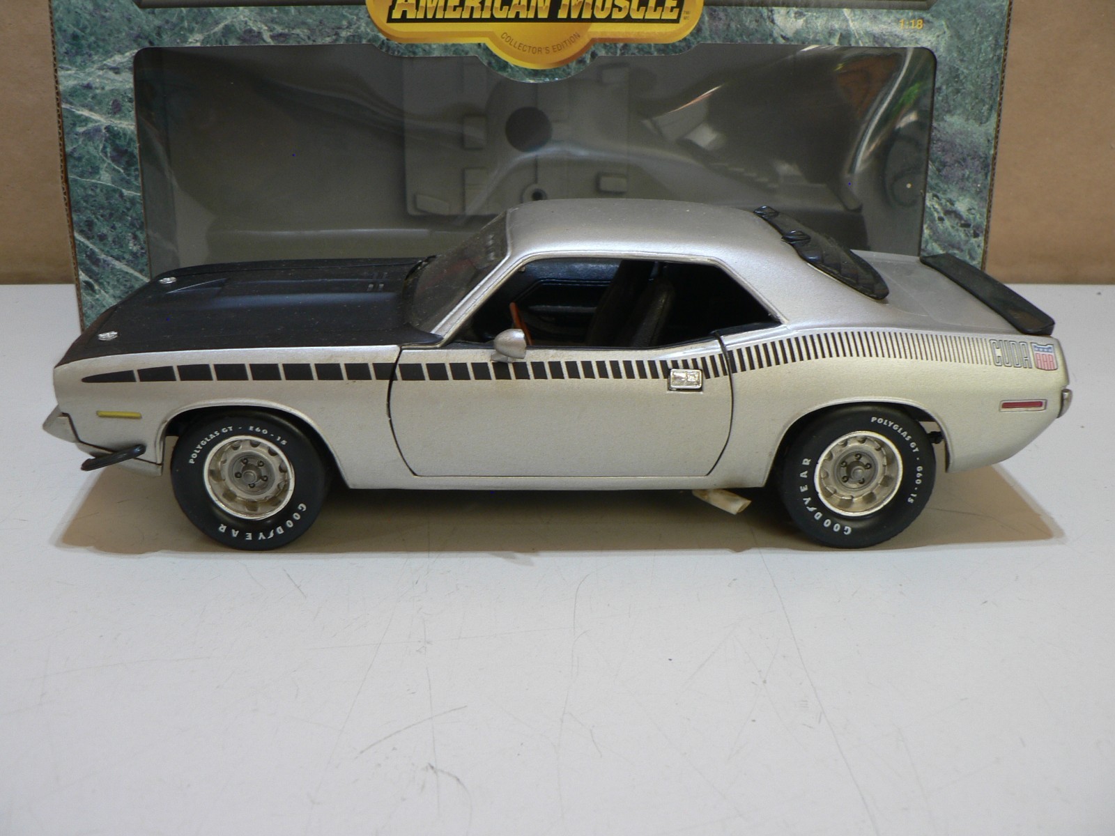 Vintage Ertl American Muscle 1970 Plymouth AAR Cuda Die Cast 1:18 Scale