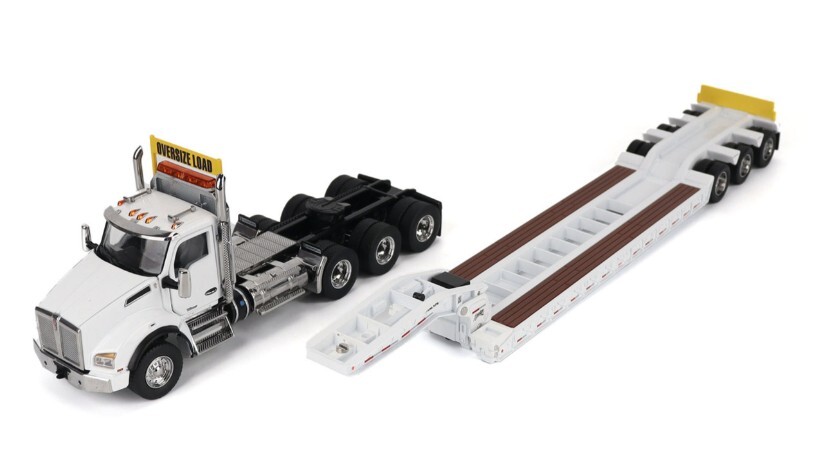 Diecast Masters 71139 Kenworth T880 SBFA White & Trail King Lowboy 1/50 Scale