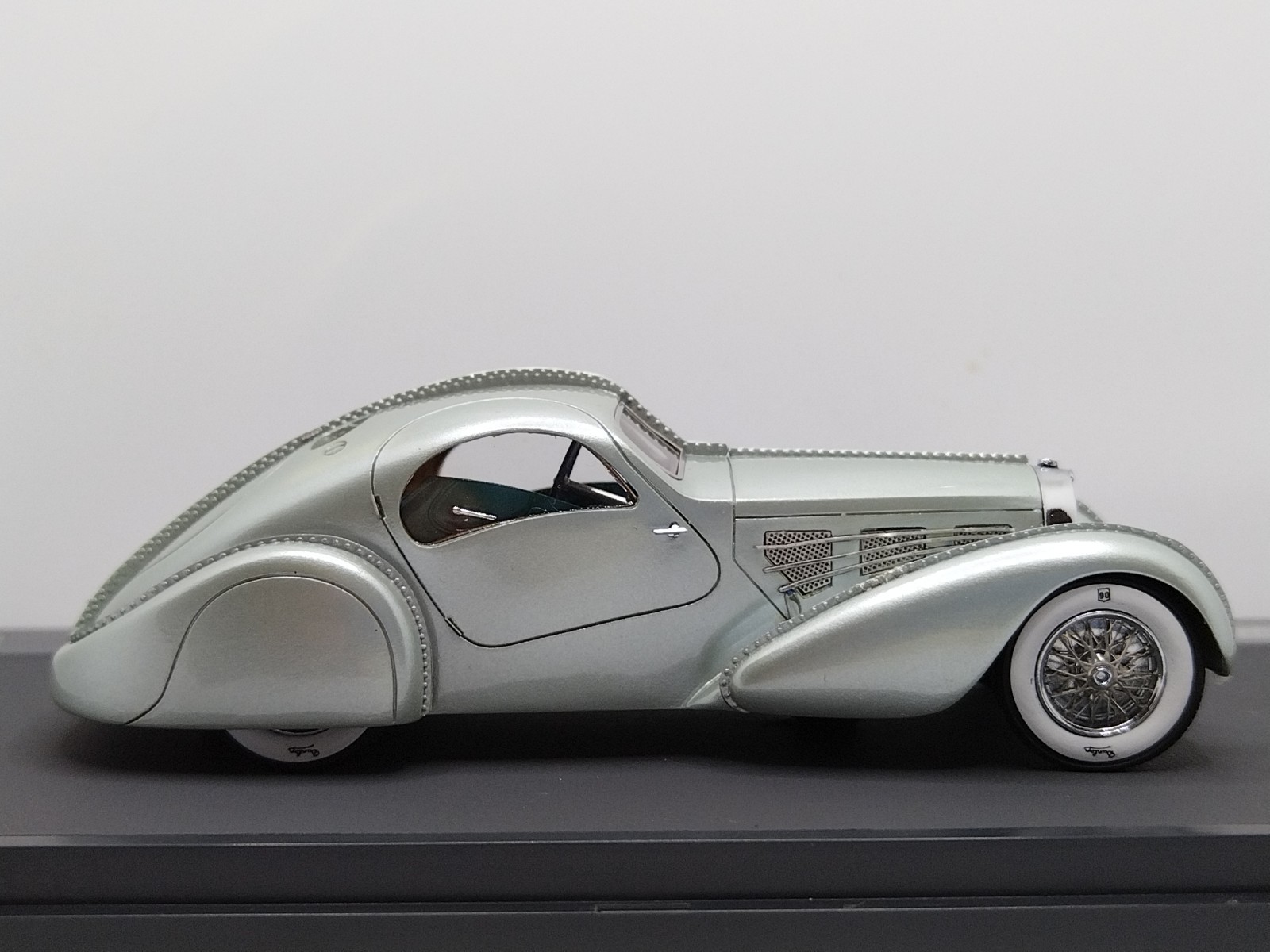 MATRIX 1/43 Bugatti Type 57 Aerolithe 1934. Extremely Rare!
