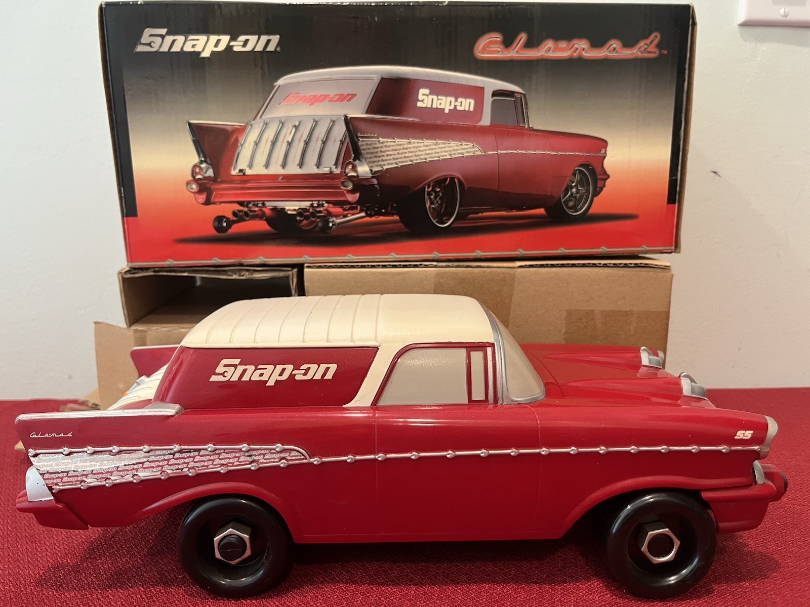 Snap-on Glo-Mad Take-A-Part Nomad Car Toy Boxed