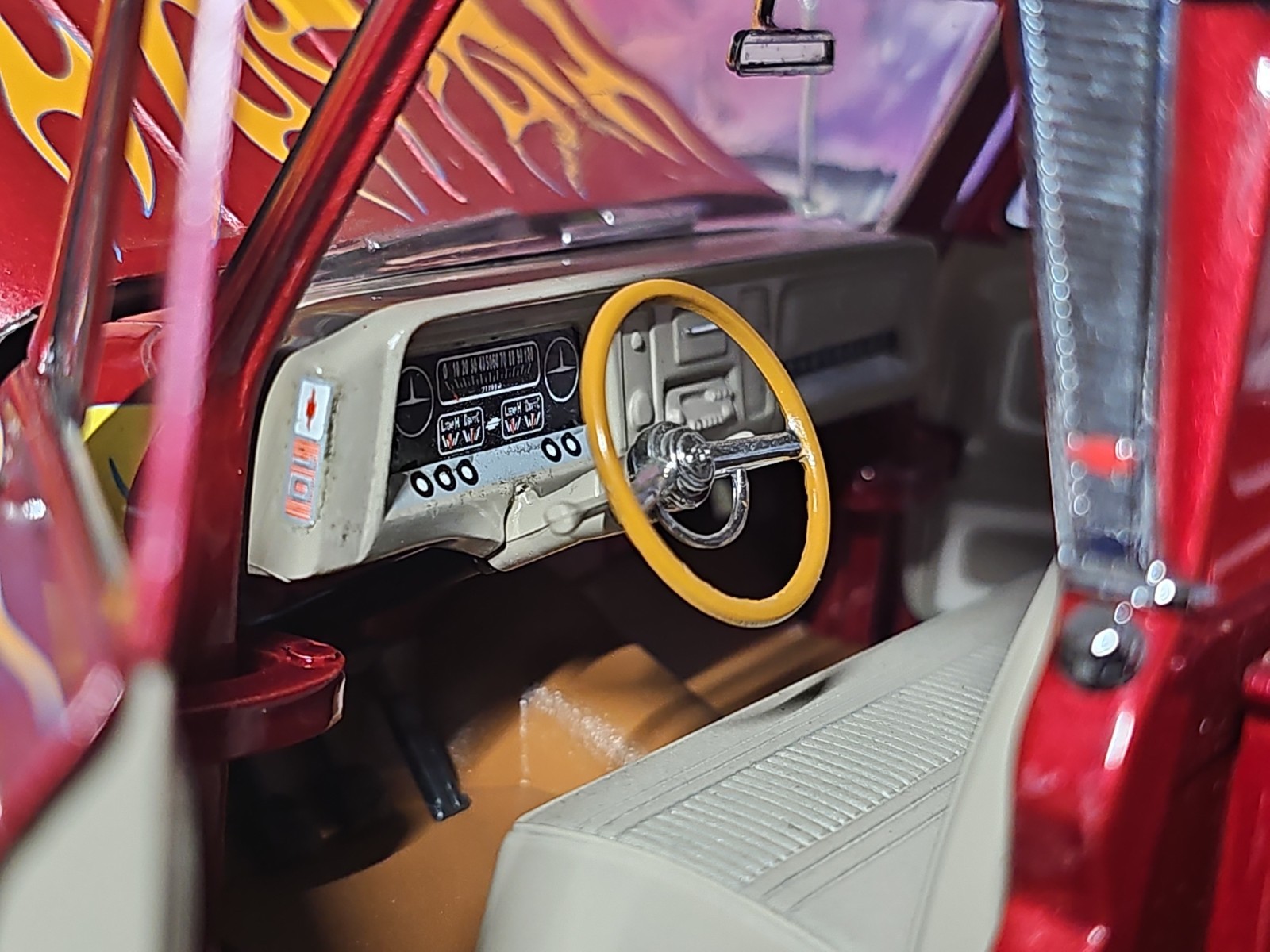 Sun Star 1965 Chevrolet C-10 Stepside Lowrider Pickup 1:18 Diecast Truck NO BOX