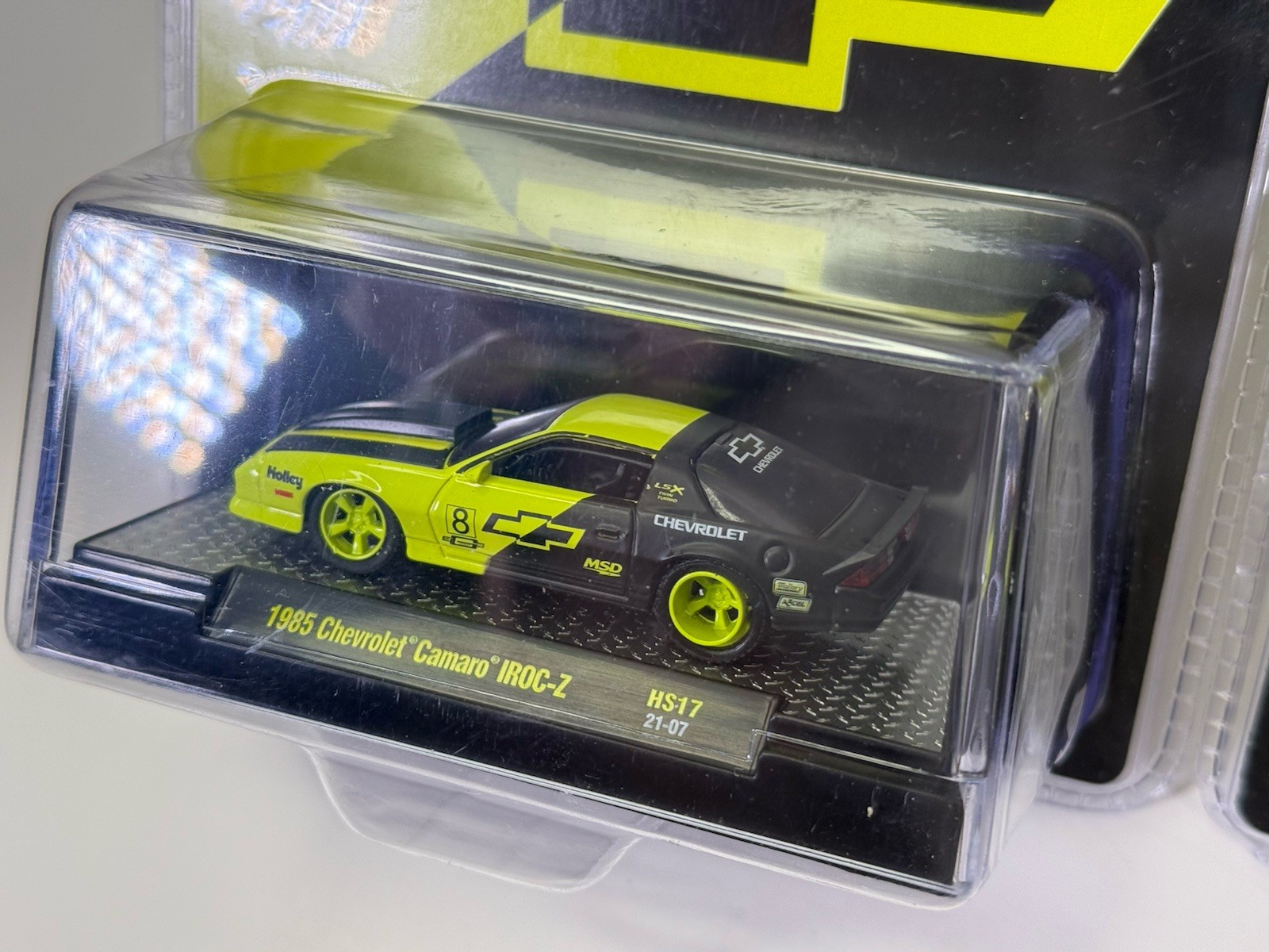 M2 Machines 1985 Chevrolet Camaro IROC-Z HS17 – Limited 526pcs Chase & Normal