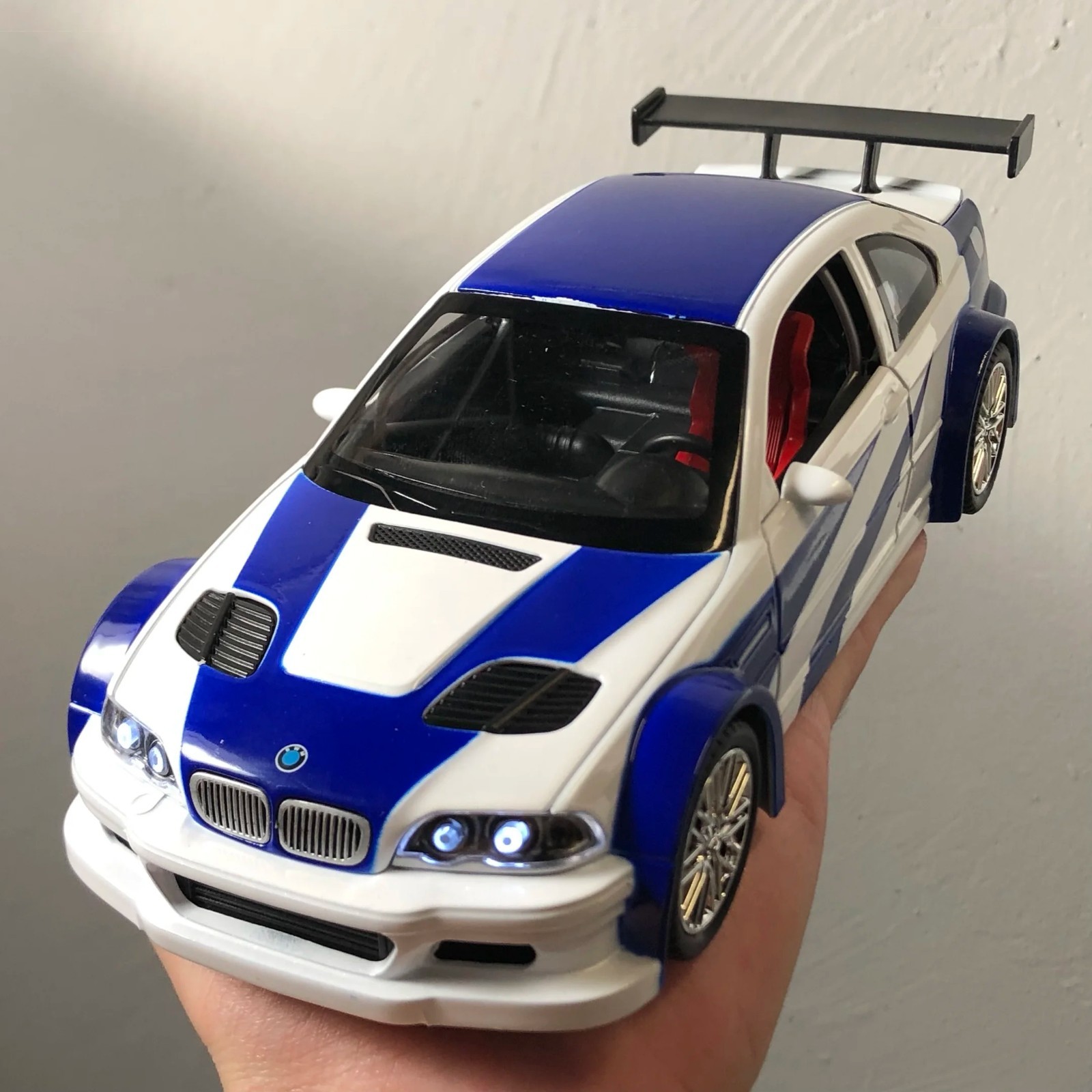 1:24 BMW M3 GTR E46 Diecast Model Sound Light Alloy Racing Car Collectible Gift