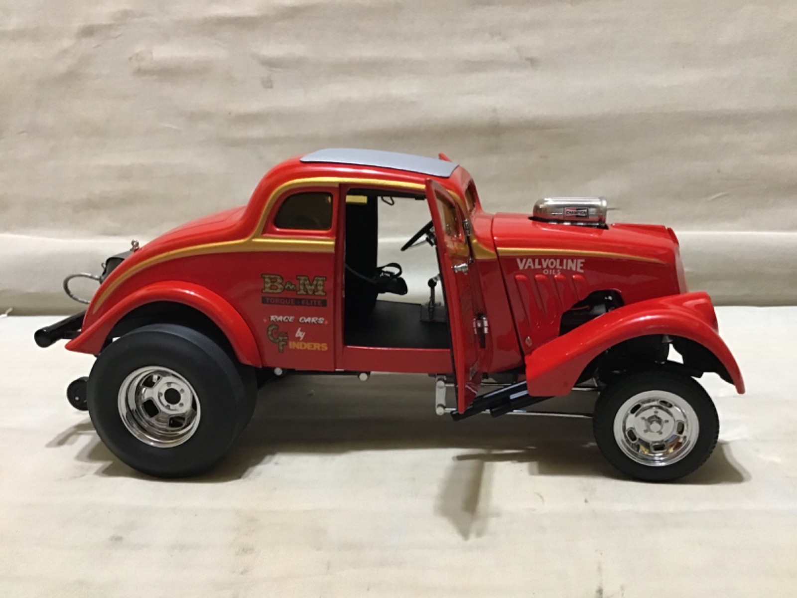 HILL BROTHERS RED BARRON 1933 WILLYS GASSER 1/18 PRECISION MINIATURES NHRA PRM09