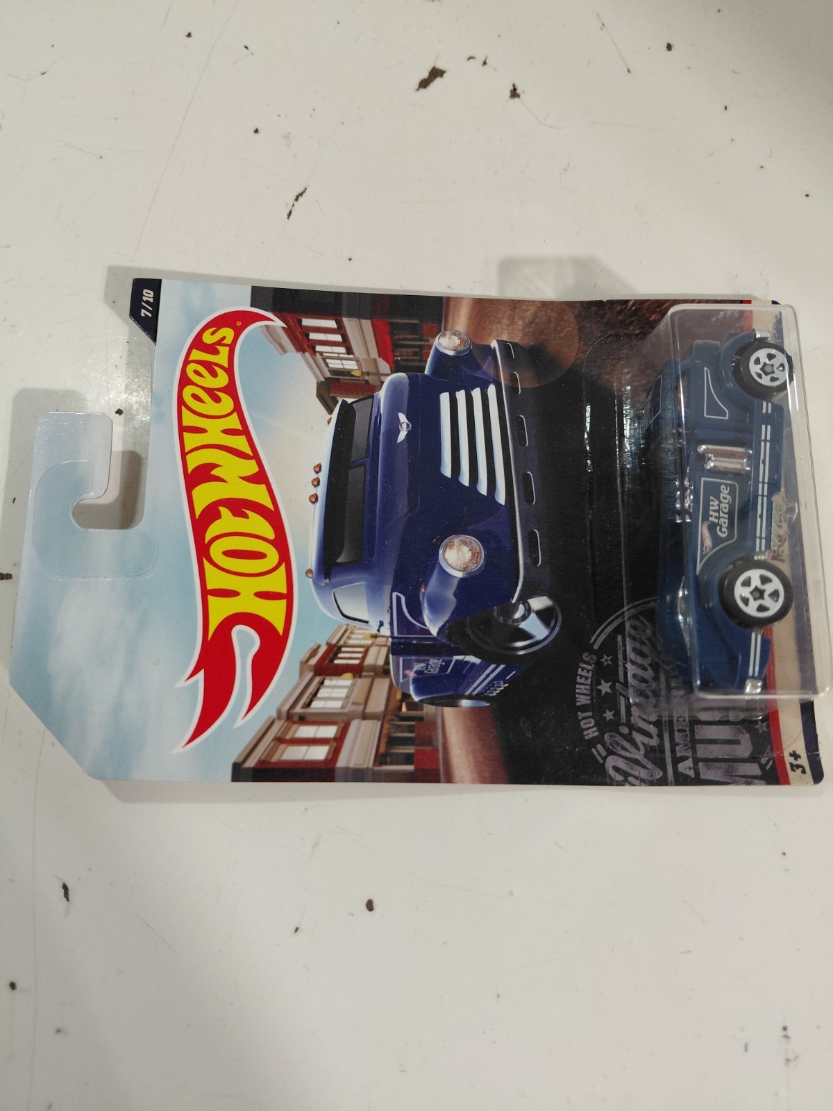 NIP Hot Wheels Vintage American Muscle 1:64 Die Cast HW Garage Mig Rig Truck