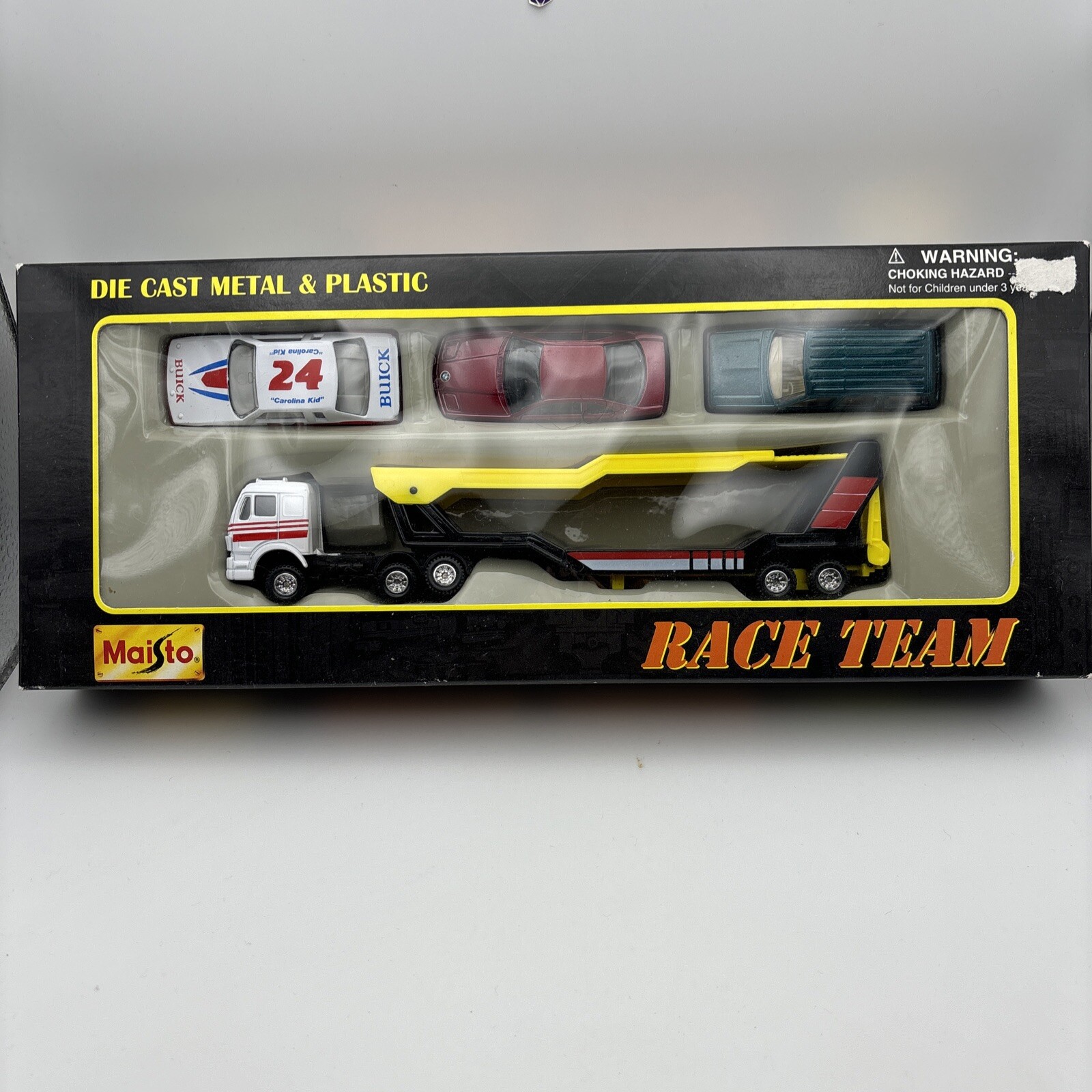 MAISTO Race Team Die-cast metal 4 pieces