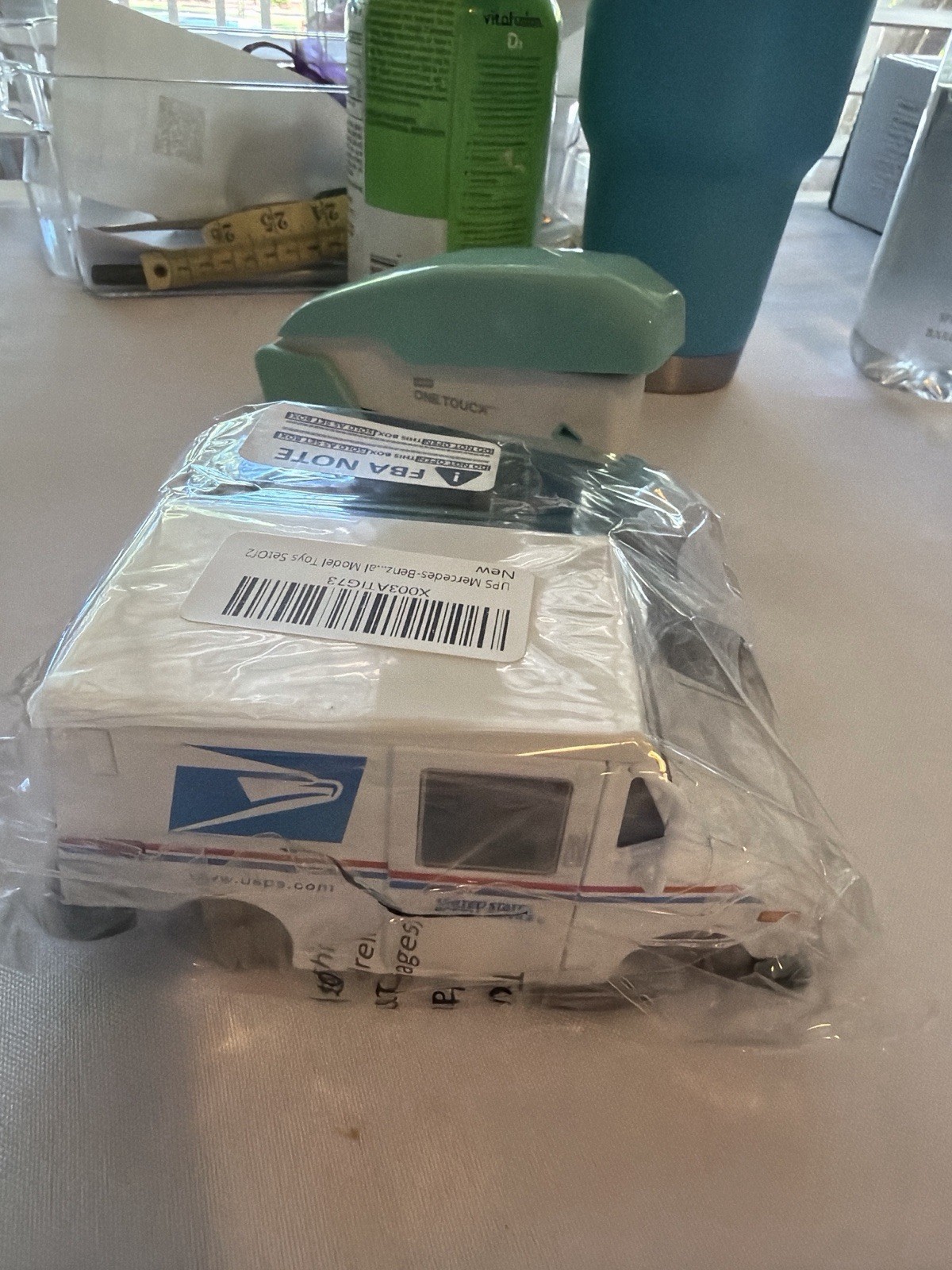 Kinsmart UPS & USPS Diecast Truck Set 1:48 NEW SEALED Delivery Vans Metal Toys