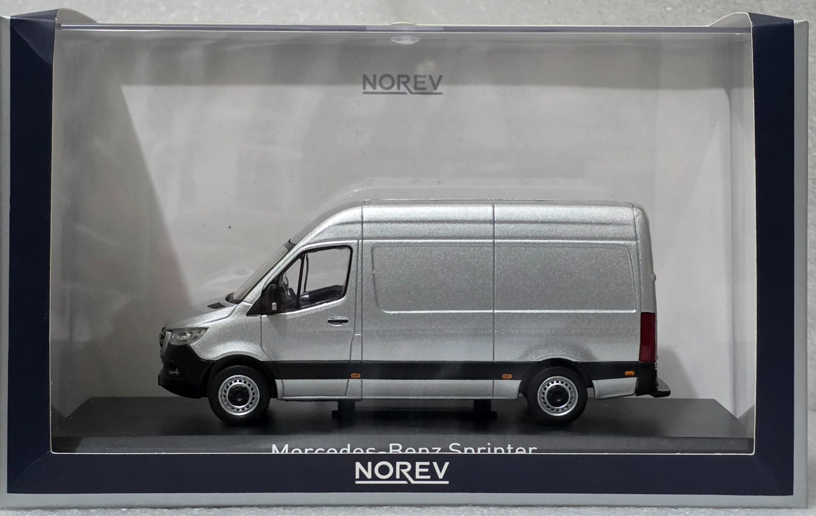 Mercedes Sprinter Van (W907) Silver 2018 1:43 Norev 351175 Diecast (18)