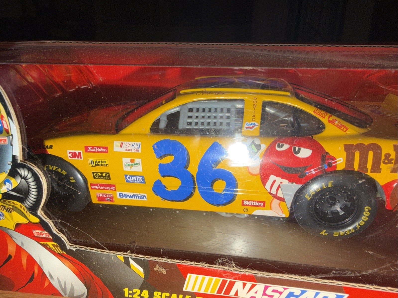 Diecast NASCAR Racing Champions 1:24 1999 36 M&M’s issue number 30