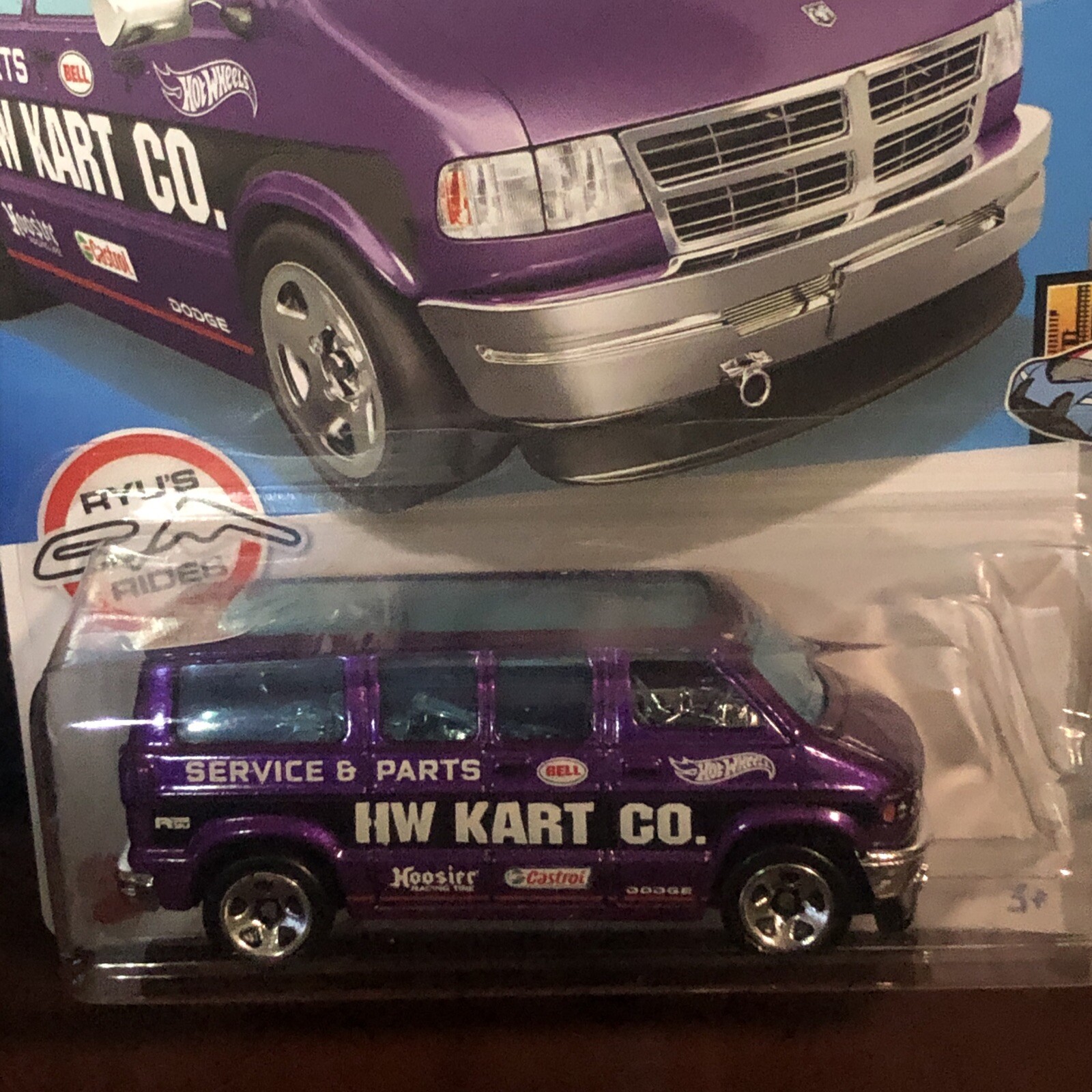 Dodge Van HW Metro Hot Wheels Non TH Purple Decals HW Chrome New